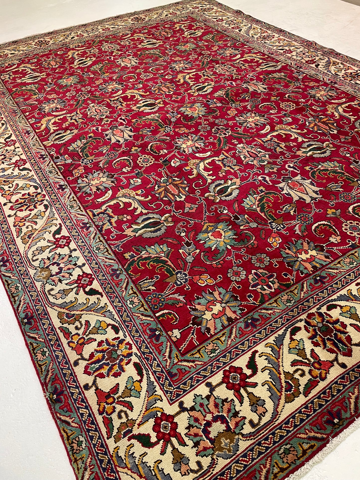 Hand-Knotted Wool Rug Tabriz 9'9" x 13'10"