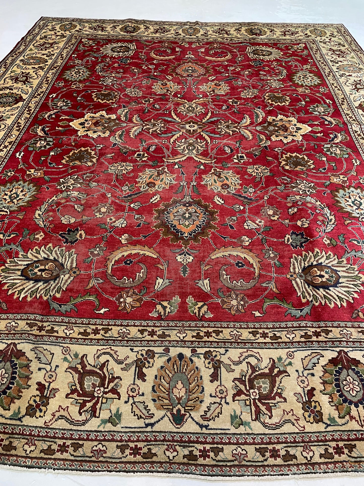 Hand-Knotted Wool Rug Tabriz 9'9" x 12'4"