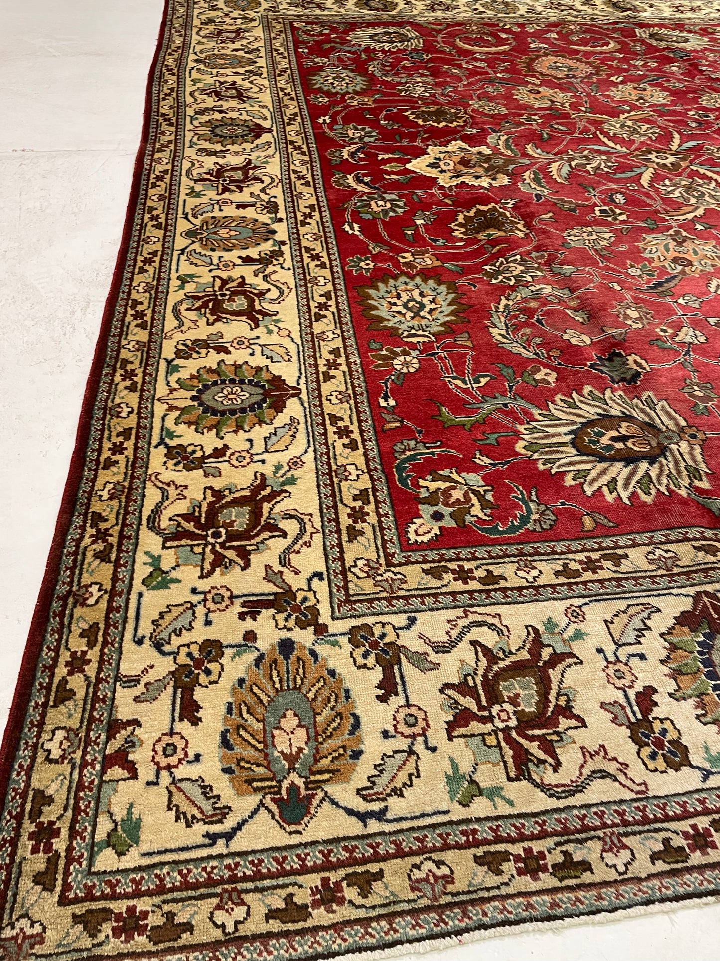 Hand-Knotted Wool Rug Tabriz 9'9" x 12'4"