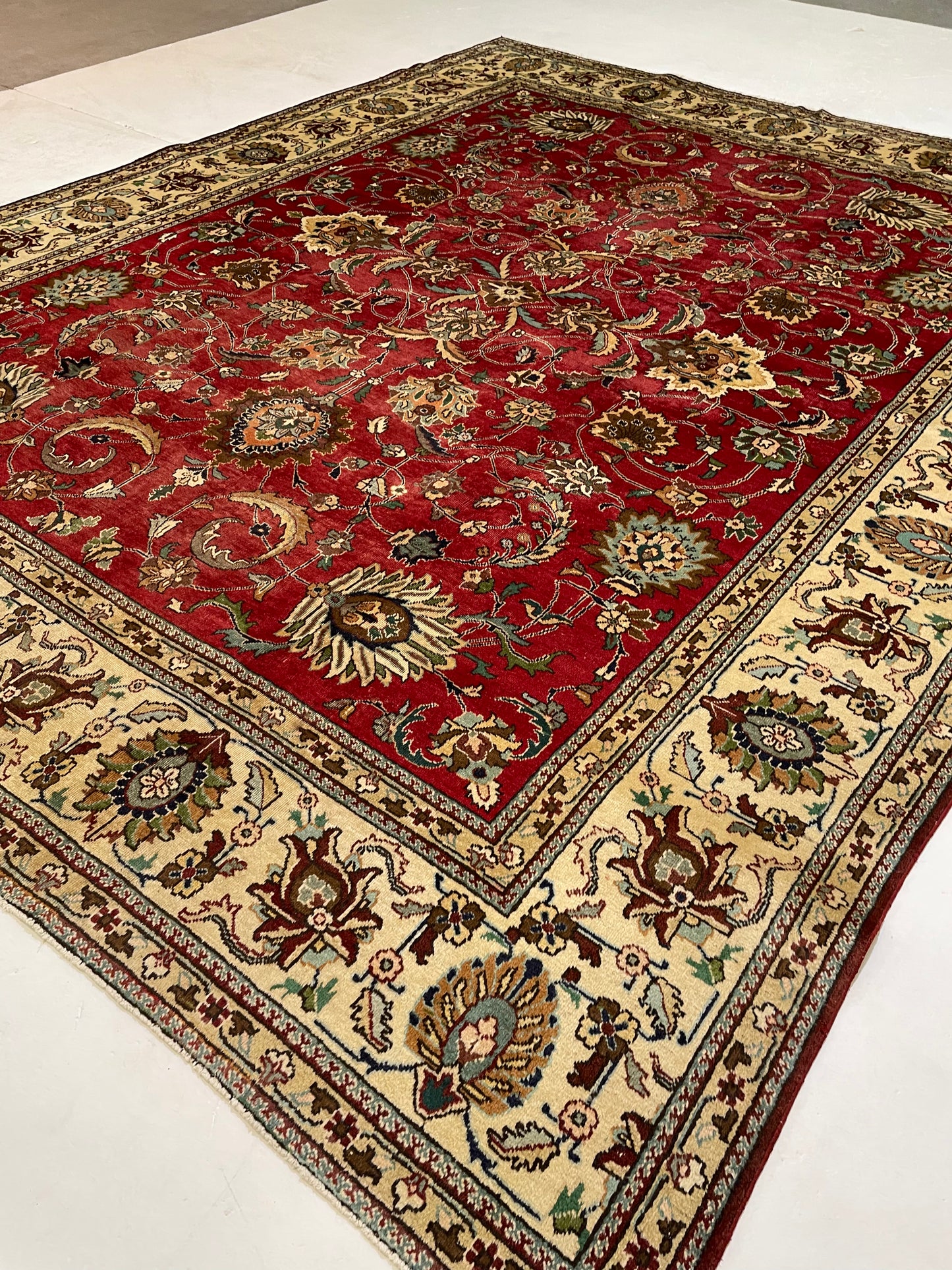 Hand-Knotted Wool Rug Tabriz 9'9" x 12'4"