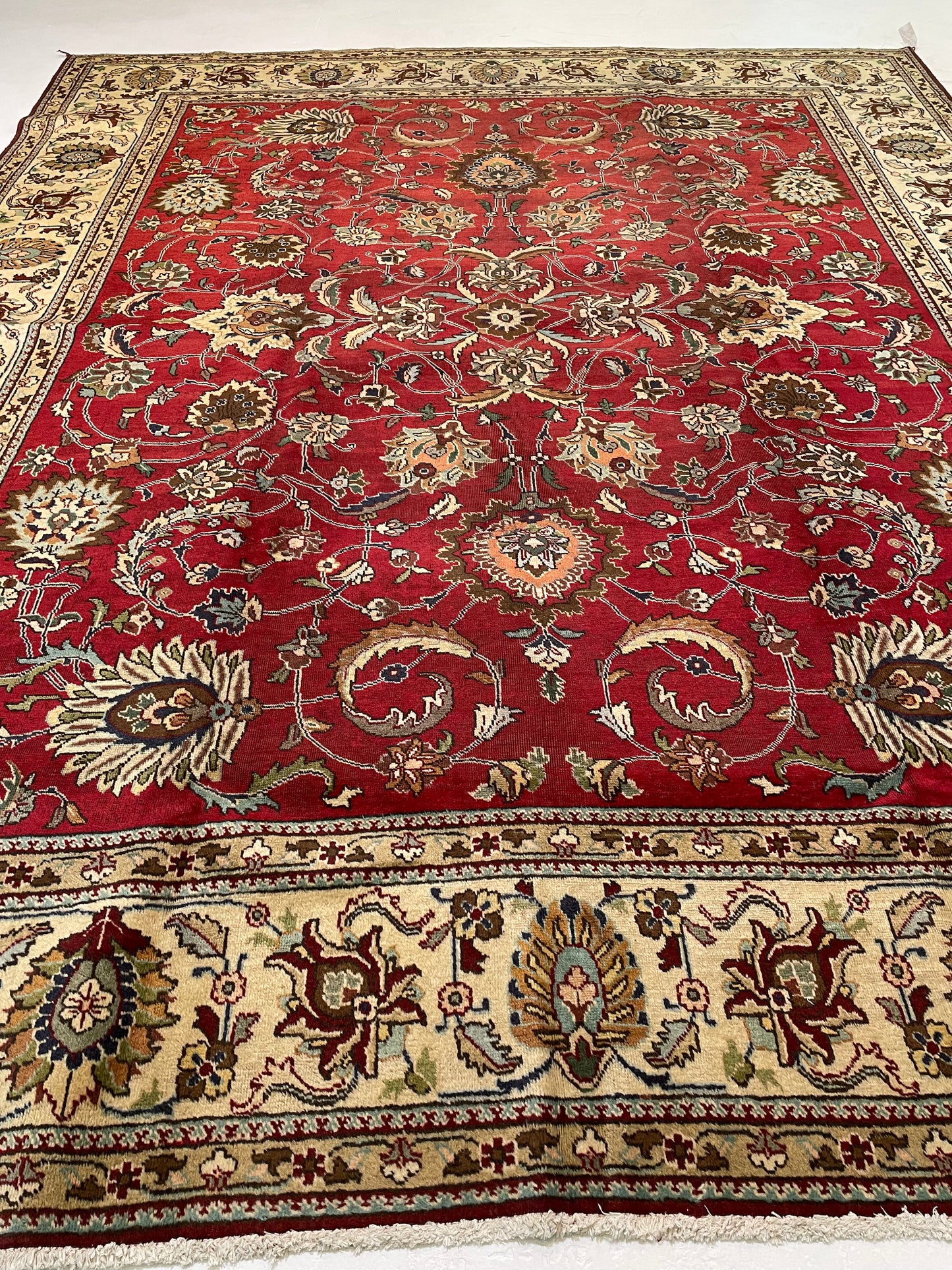 Hand-Knotted Wool Rug Tabriz 9'9" x 12'4"