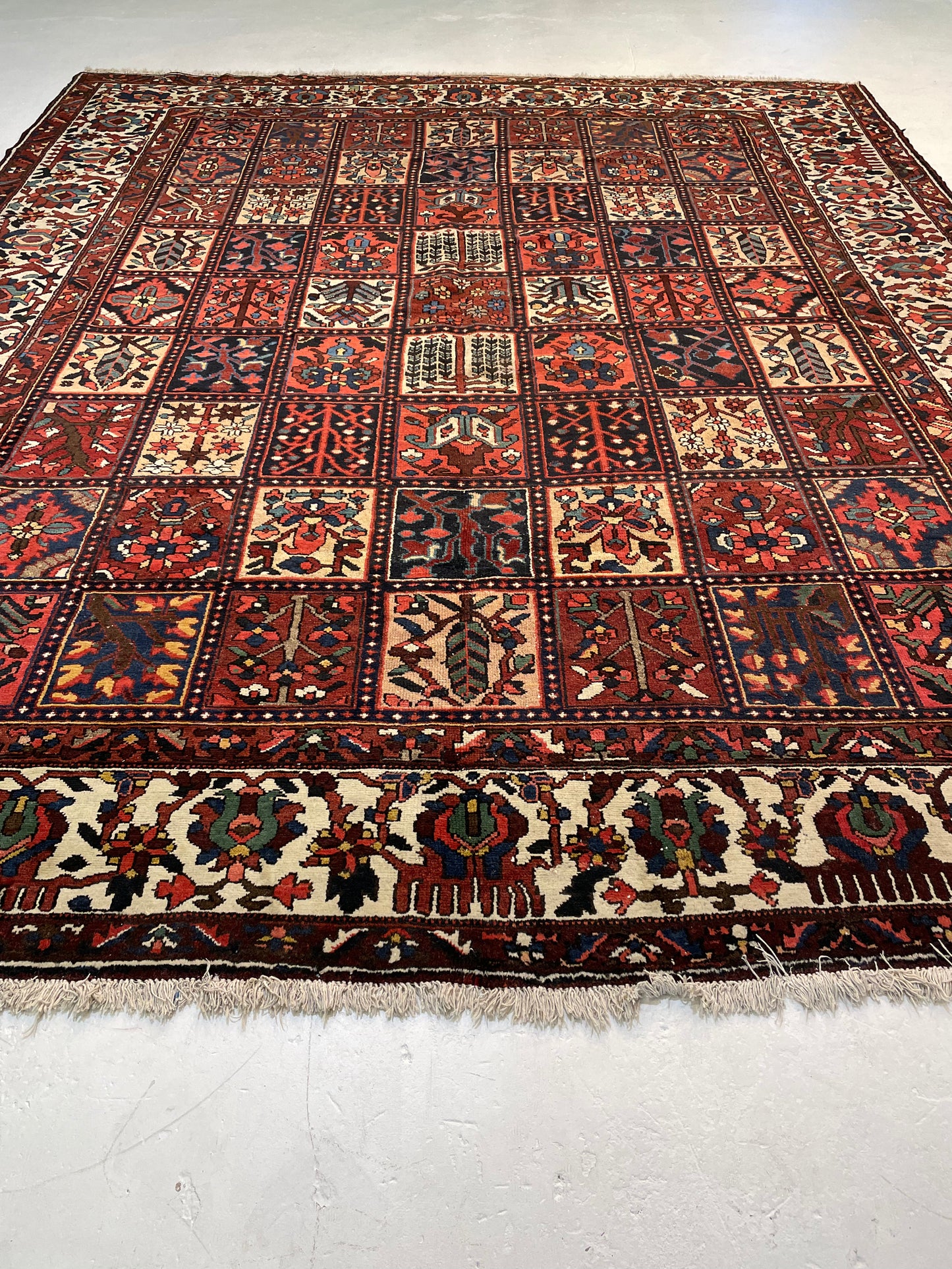 Hand-Knotted Wool Area Rug Bakhtiari 10'10" x 12'10"