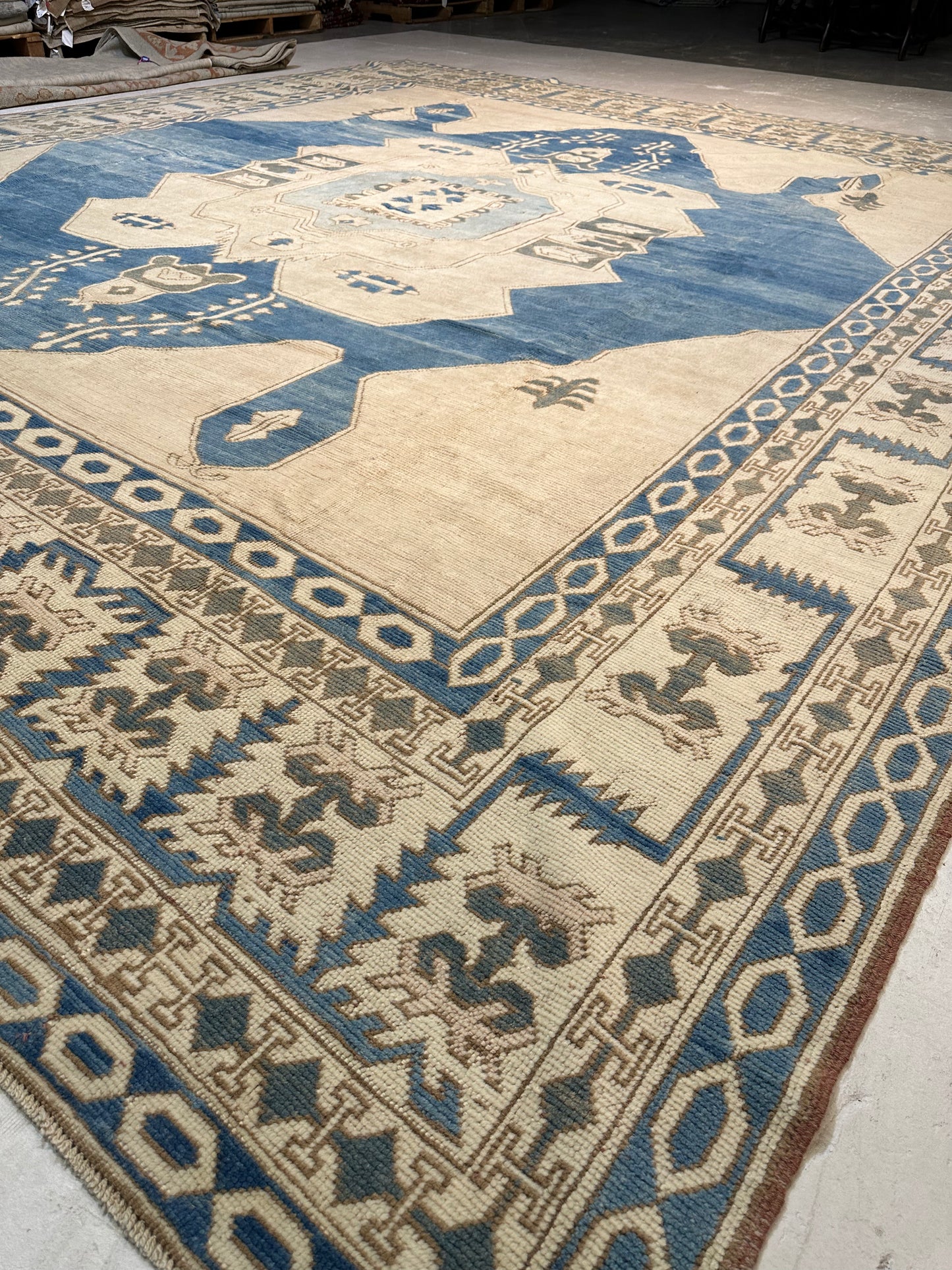 Hand-Knotted Wool Rug Turkish Oushak 13'3" x 15'5"