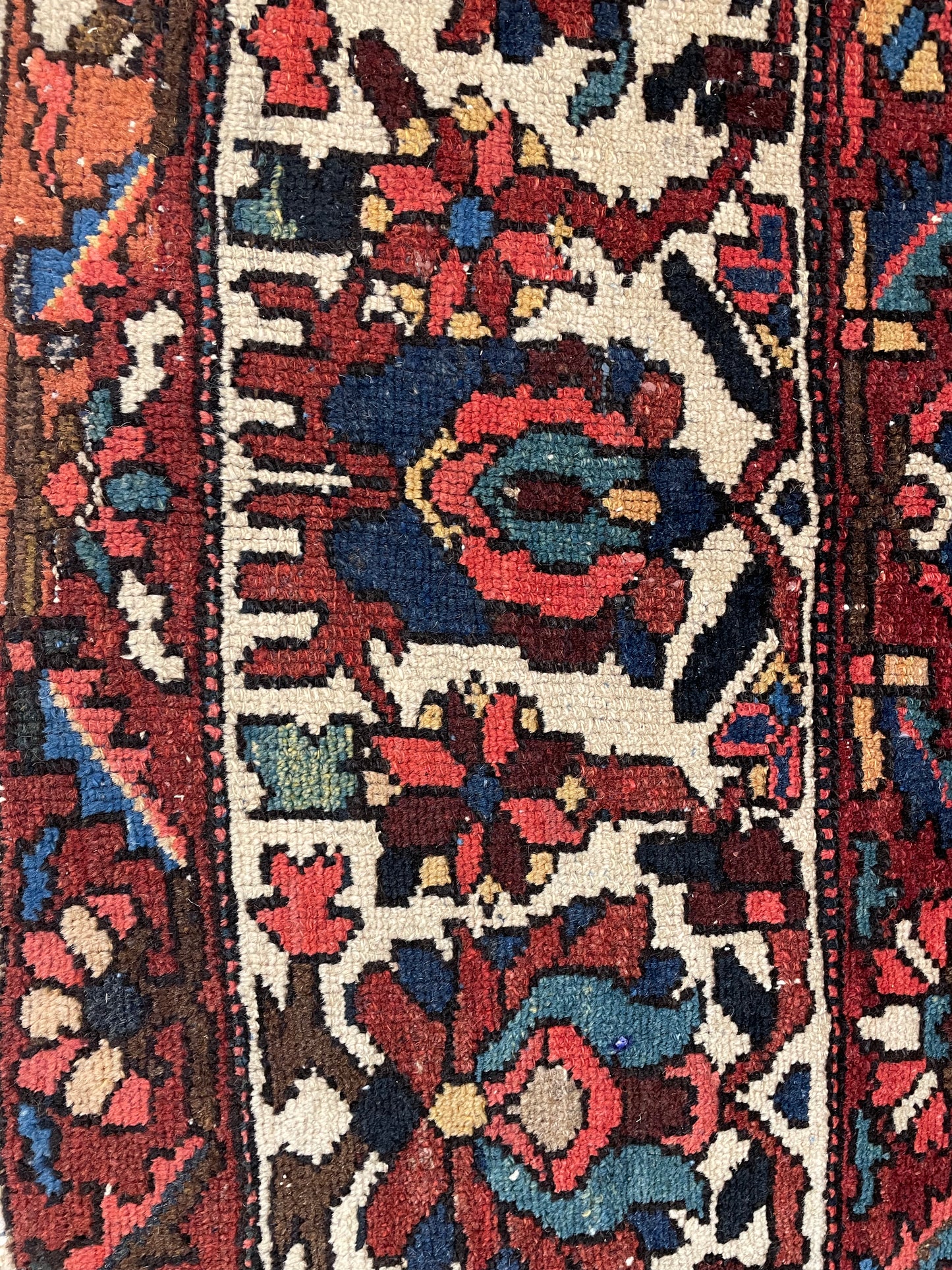Hand-Knotted Wool Area Rug Bakhtiari 10'10" x 12'10"