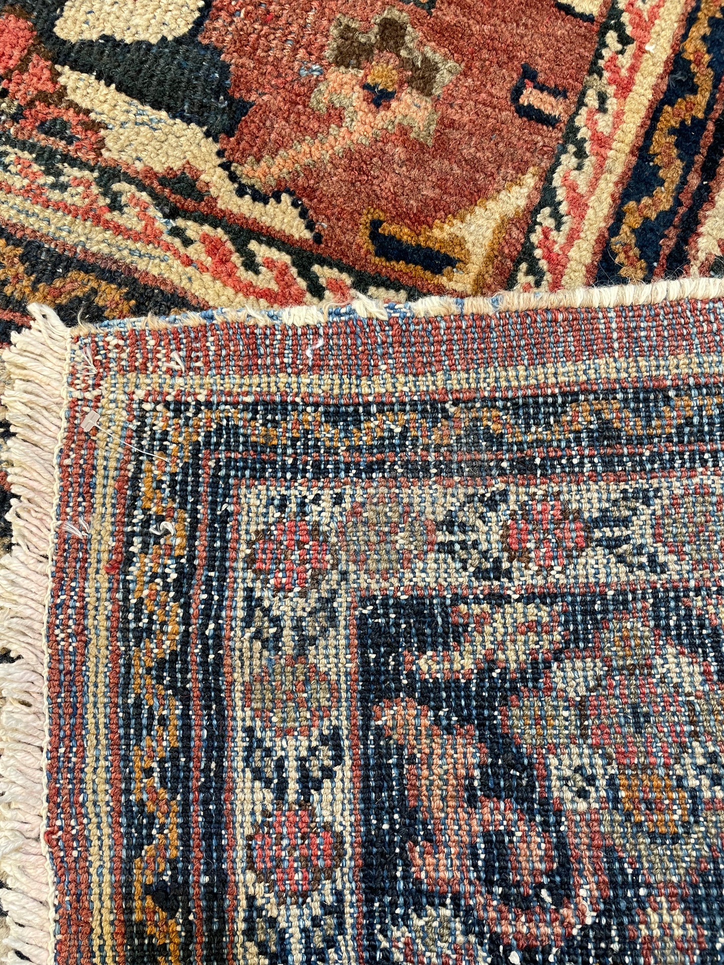 Hand-Knotted Wool Area Rug Mahal 8'6" x 11'10"
