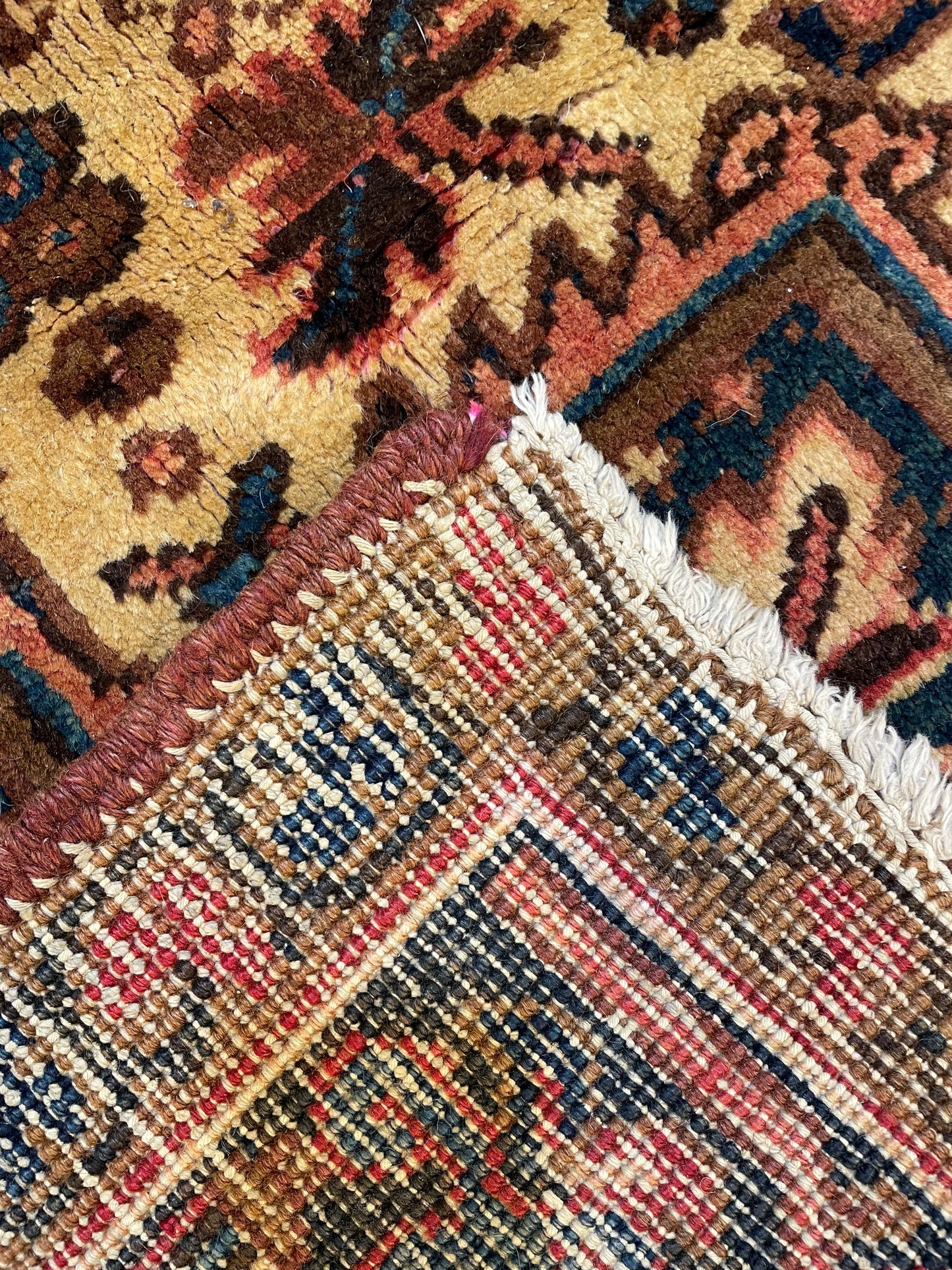 Hand-Knotted Wool Area Rug Heriz 7'1" x 8'5"