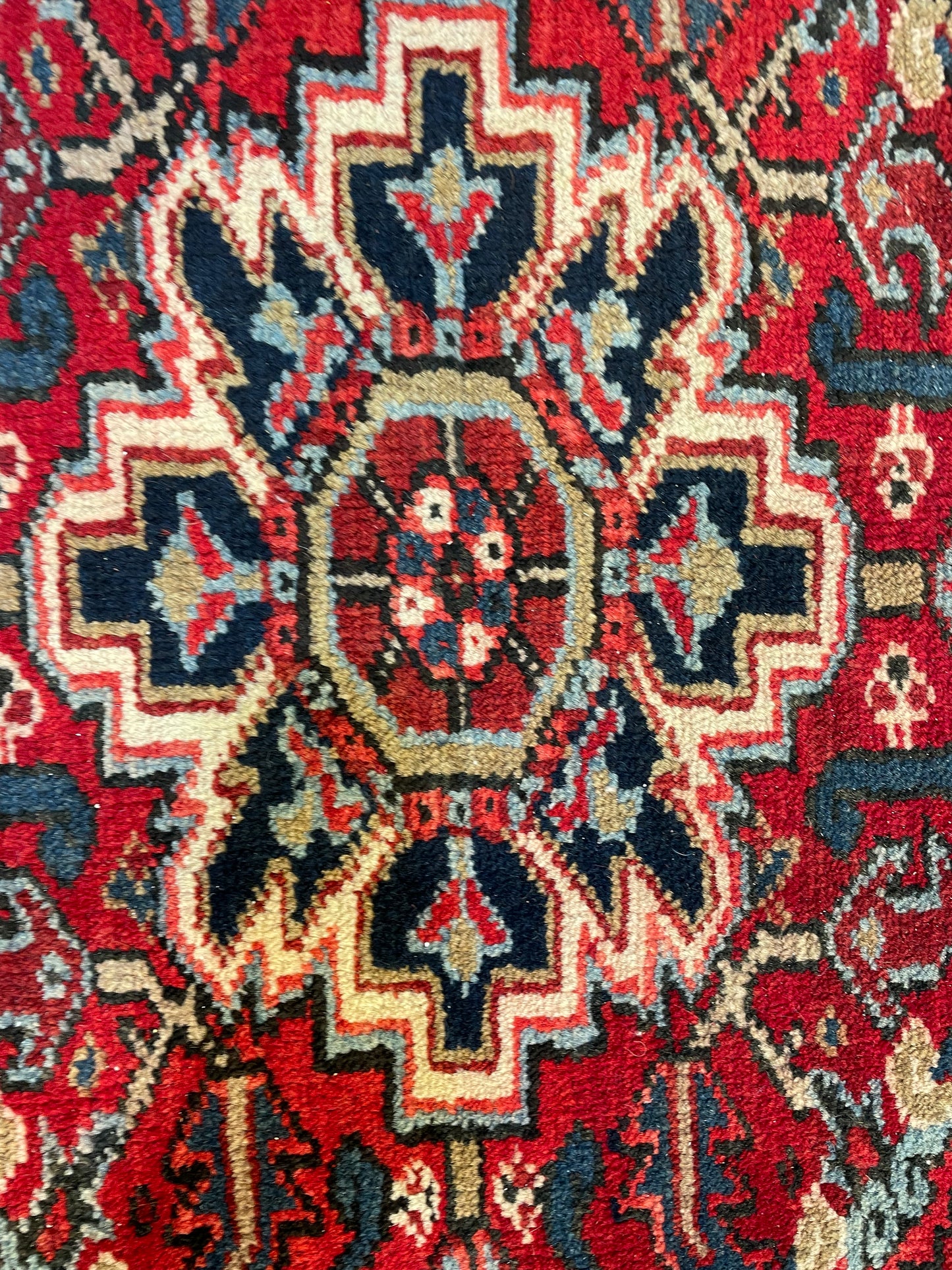 Hand-Knotted Wool Area Rug Heriz 7'8" x 10'