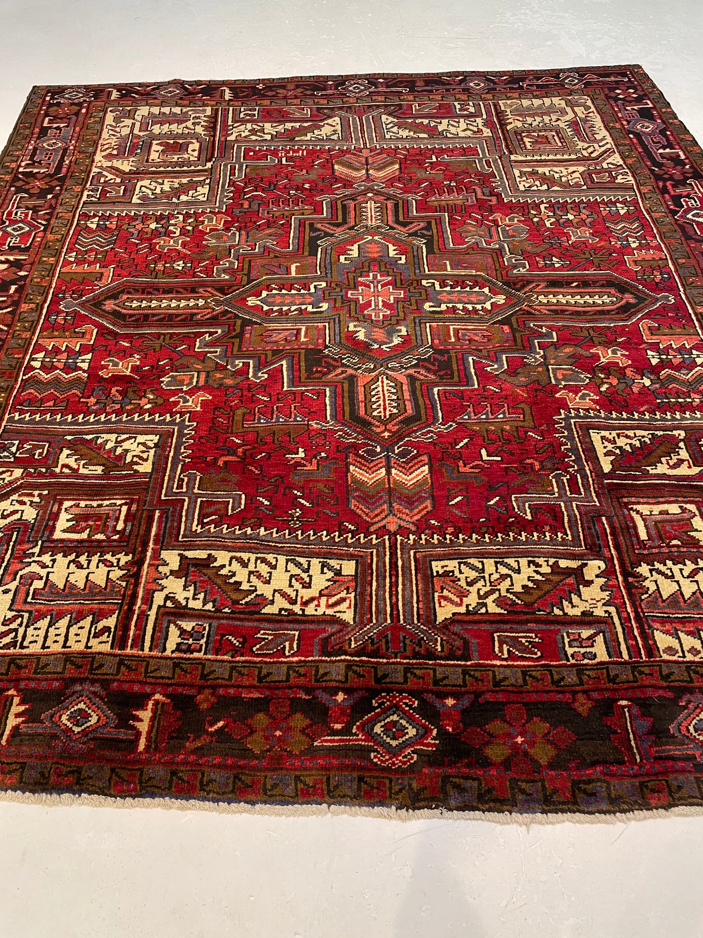 Hand-Knotted Wool Area Rug Heriz Square 7'8" x 8'3"