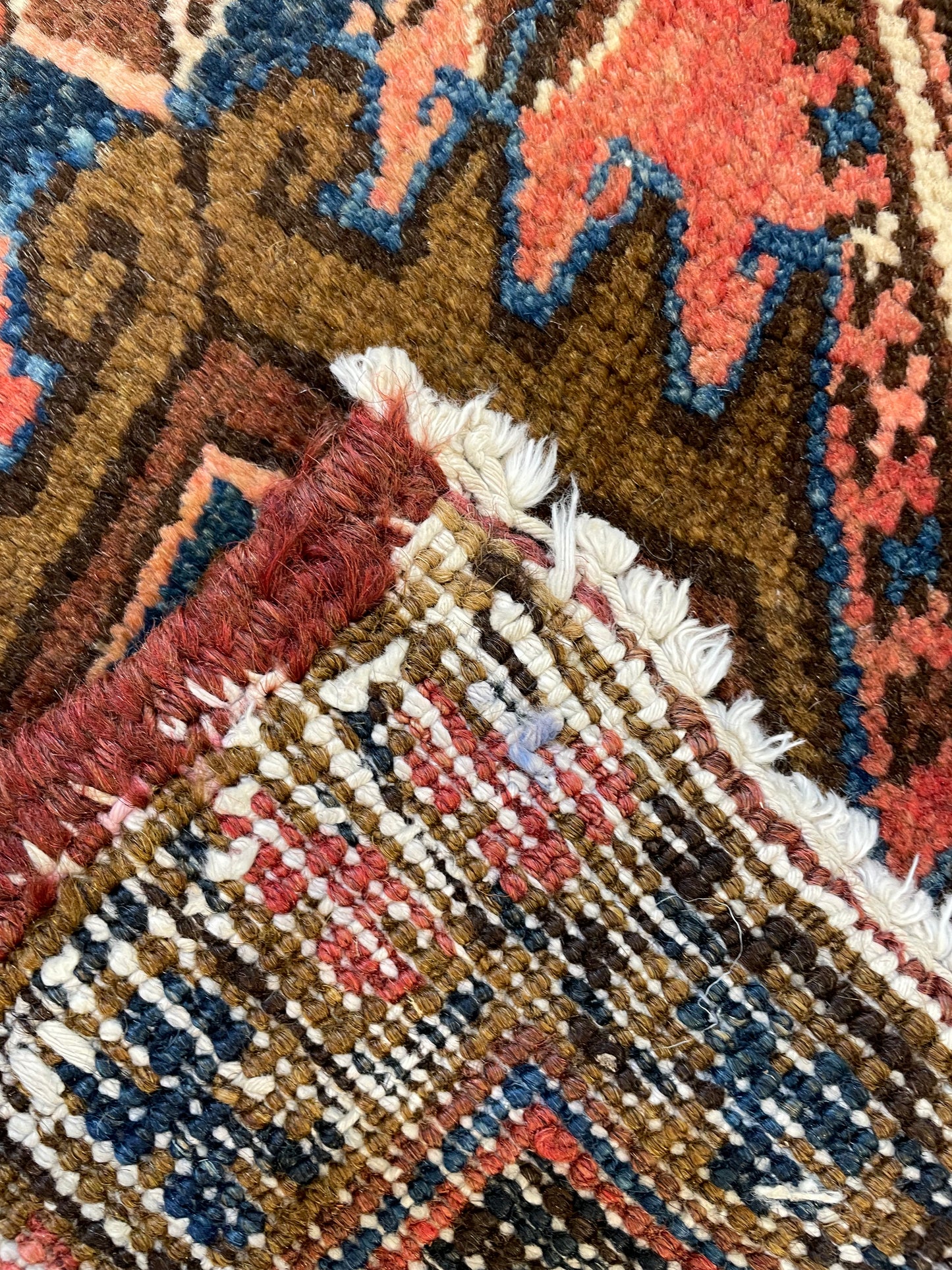 Hand-Knotted Wool Area Rug Heriz 7'9" x 9'2"