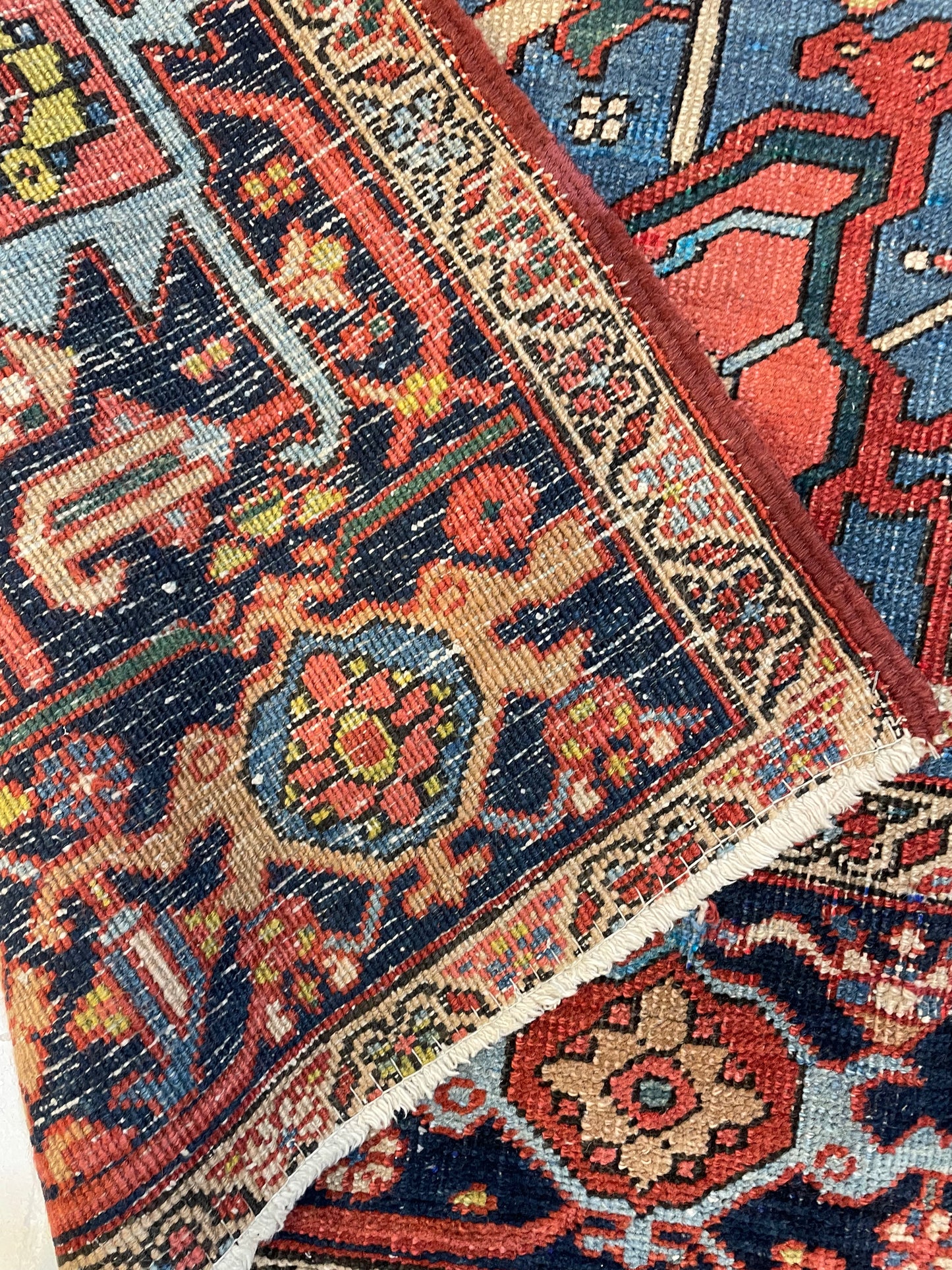 Antique Hand-Knotted Wool Area Rug Heriz Serapi 8'8" x 11'8"