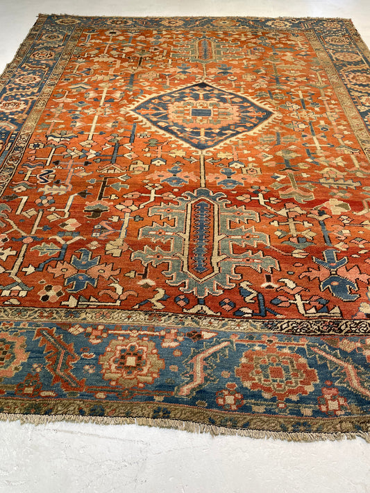 Antique Hand-Knotted Wool Area Rug Heriz Serapi 10' x 13'
