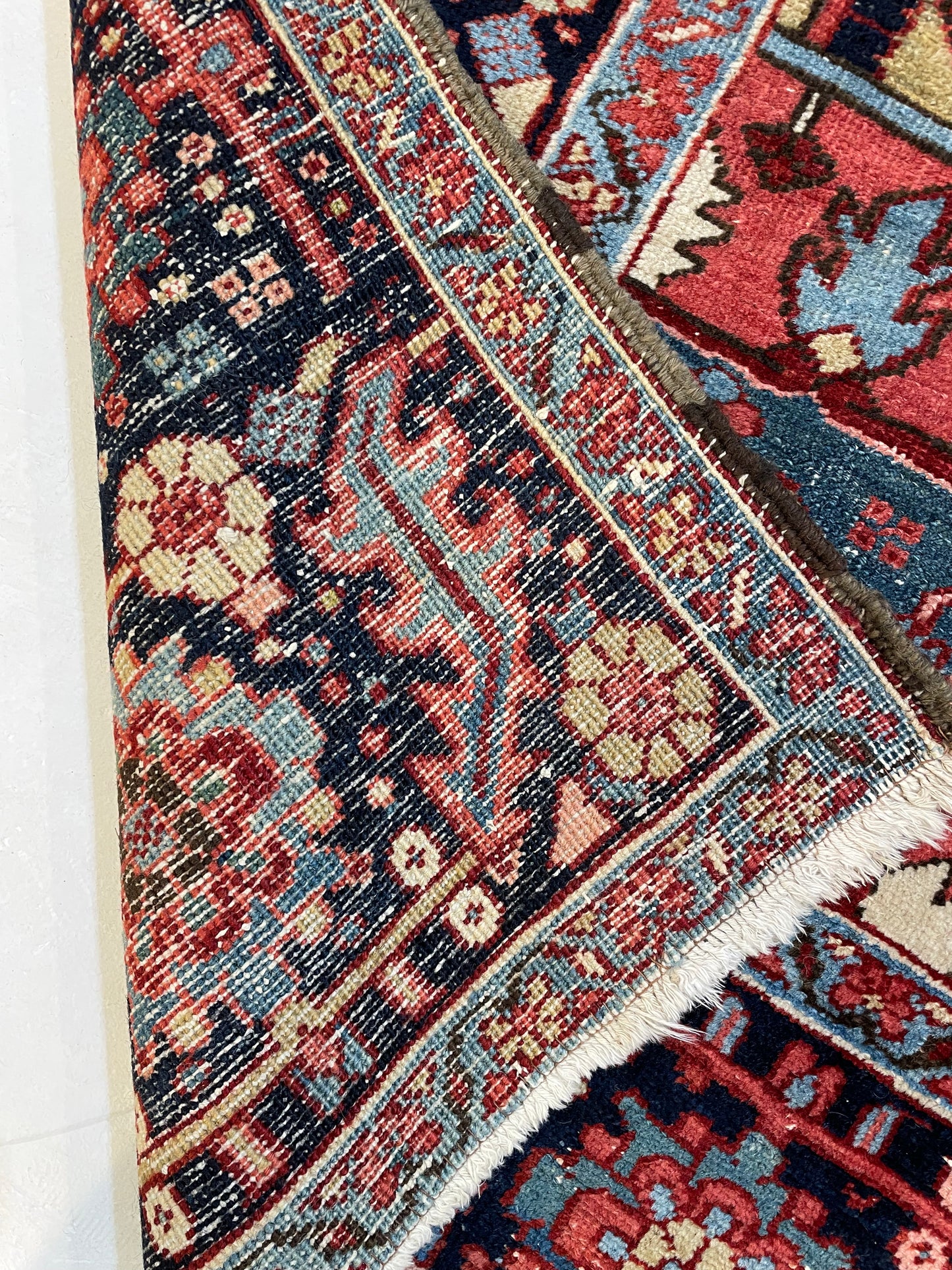 Antique Hand-Knotted Wool Area Rug Heriz 8'9" x 11'6"