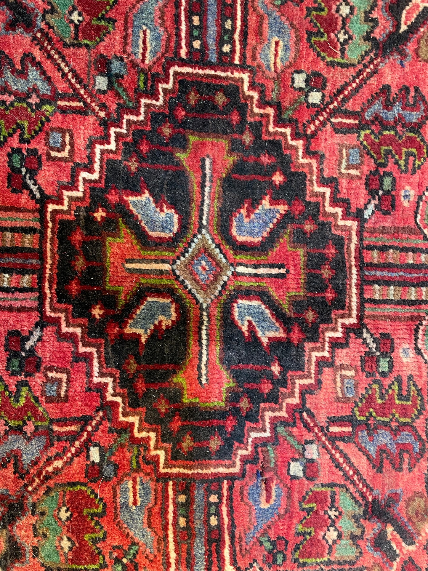 Hand-Knotted Wool Area Rug Heriz 7'11" x 11'1"