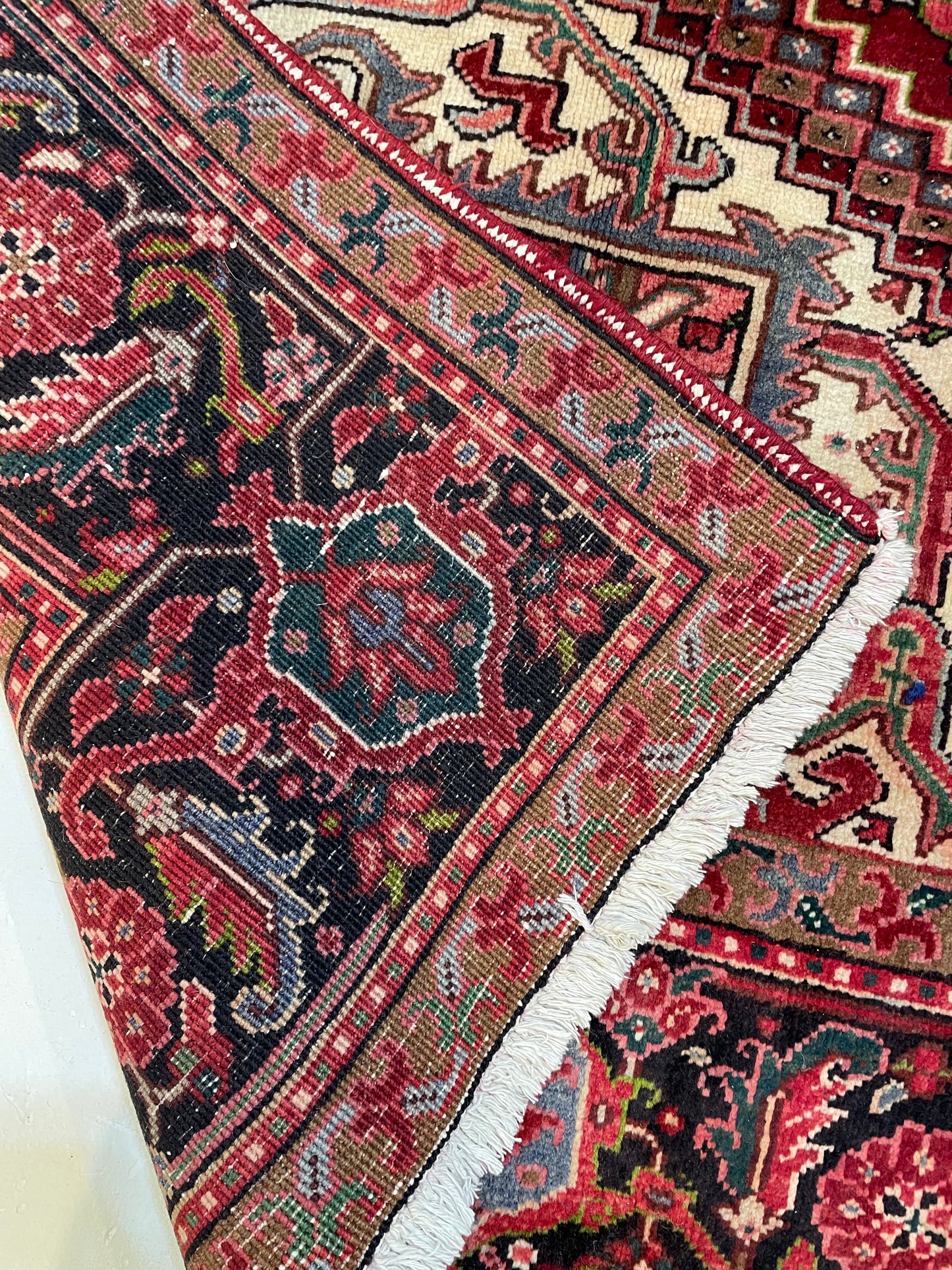 Hand-Knotted Wool Area Rug Heriz 7'11" x 11'1"