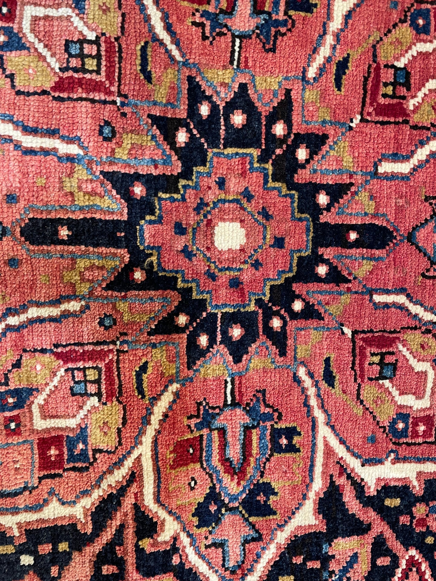 Hand-Knotted Wool Area Rug Heriz 8'3" x 11'11"