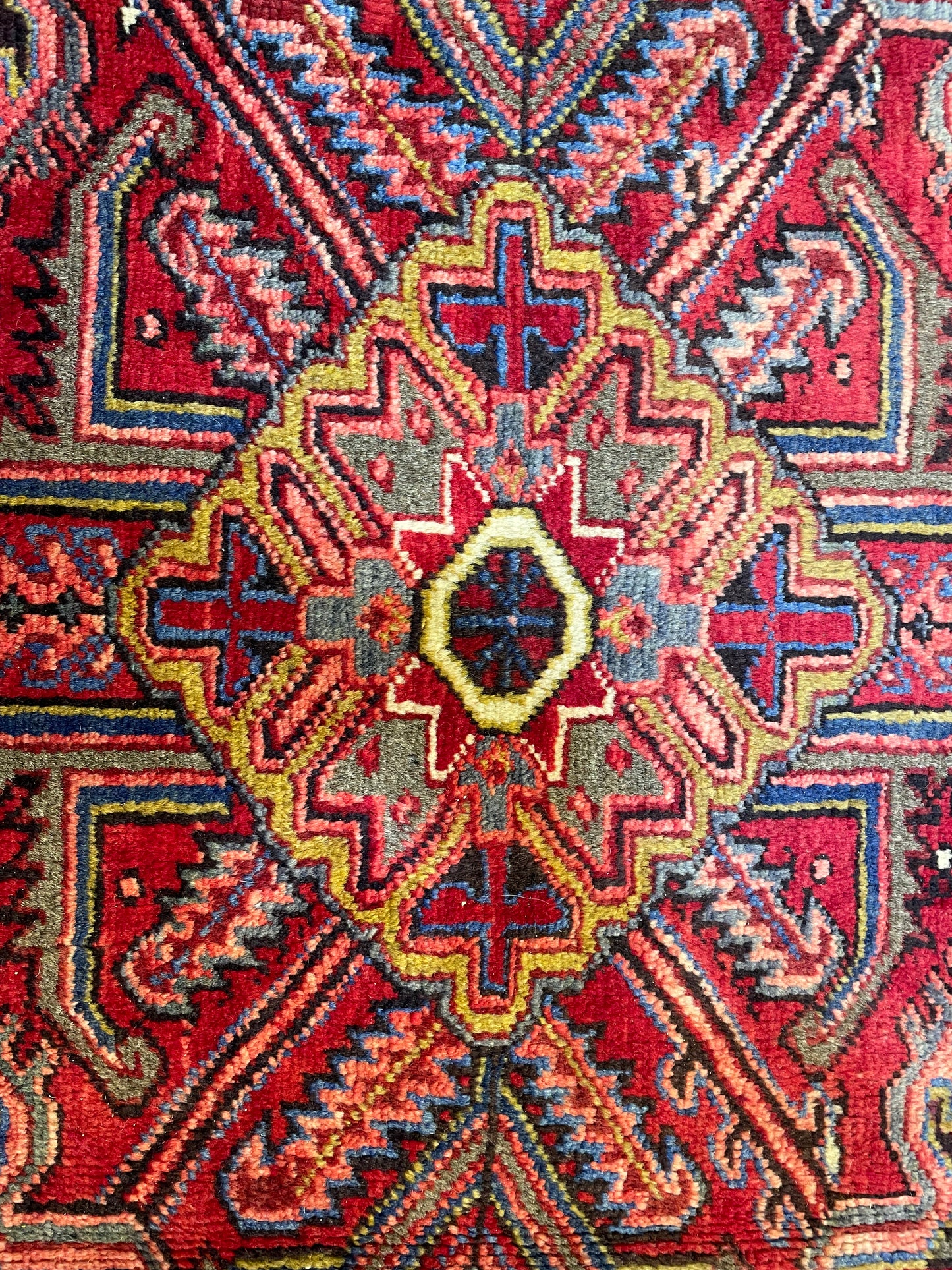 Hand-Knotted Wool Area Rug Heriz 8'8" x 11'2"