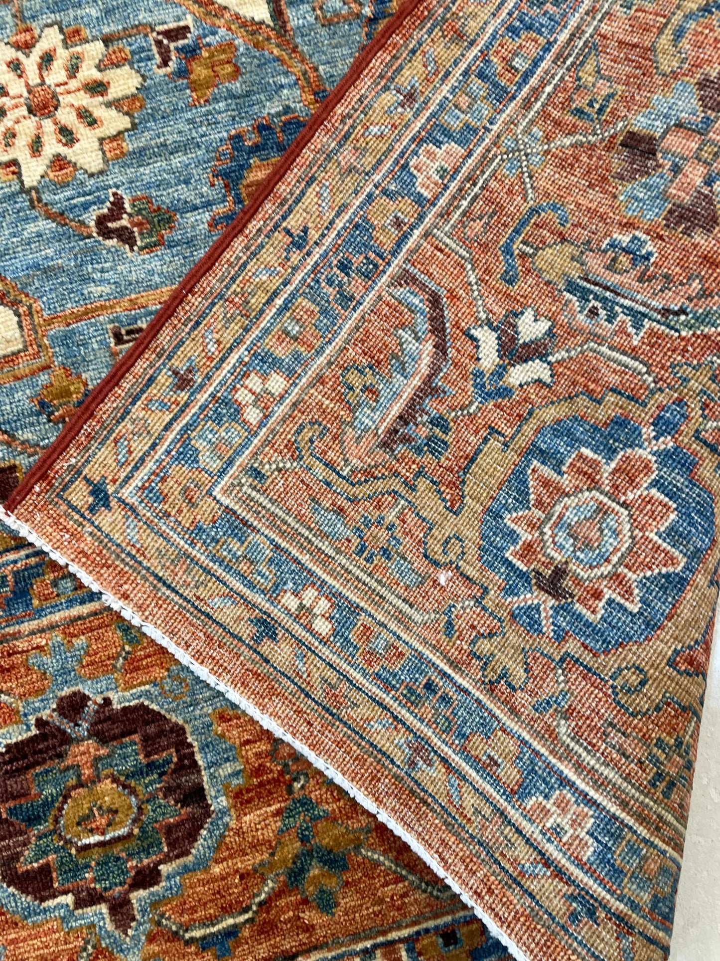 Hand-Knotted Wool Area Rug Serapi 9' x 12'3"