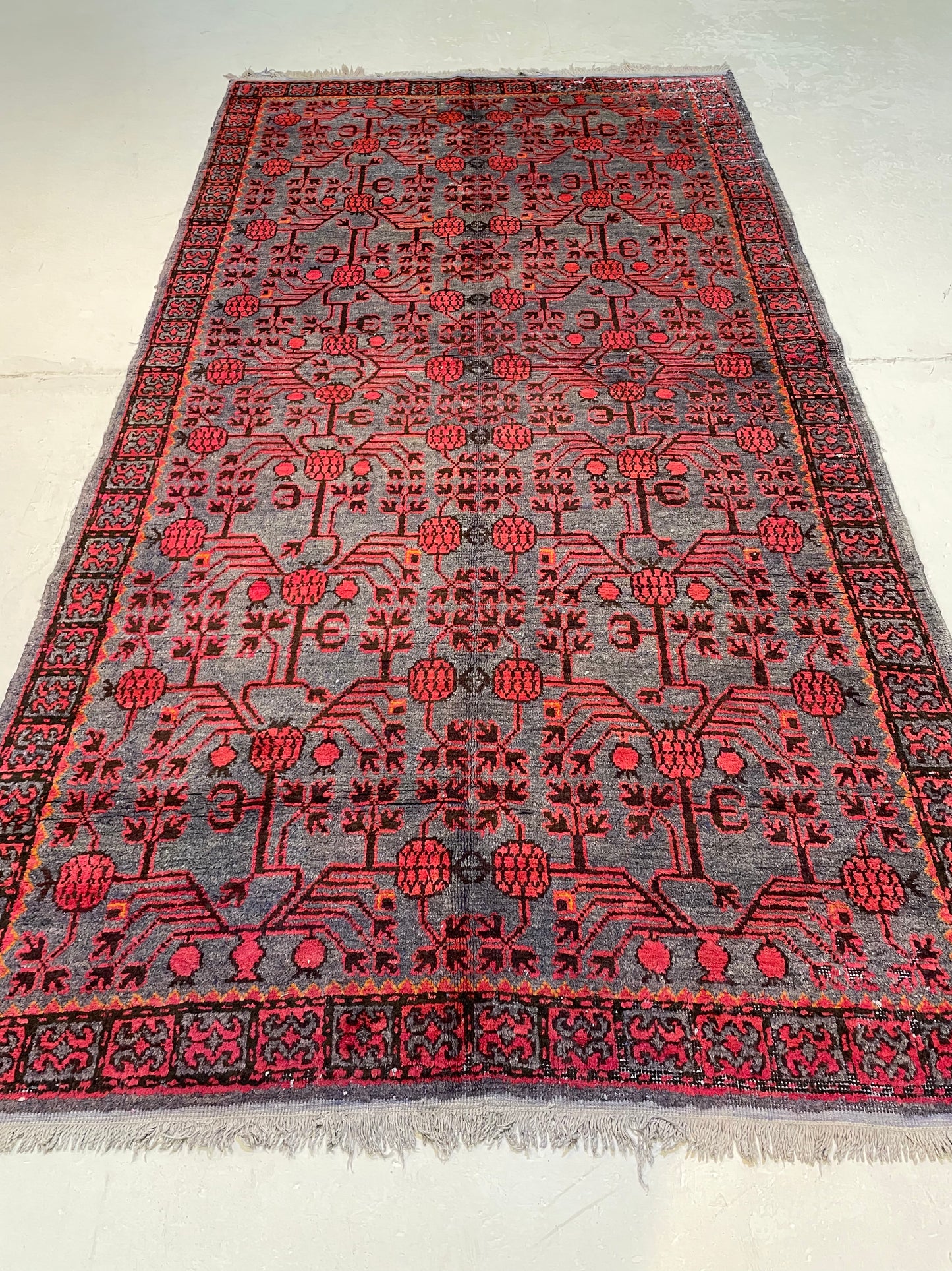 Antique Hand-Knotted Wool Area Rug Khotan Samarkand Collectible 5' x 9'6"