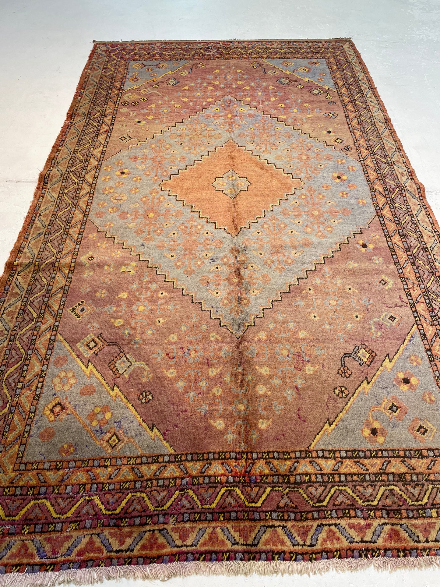 Antique Hand-Knotted Wool Area Rug Khotan Samarkand Collectible 5'5" x 9'7"