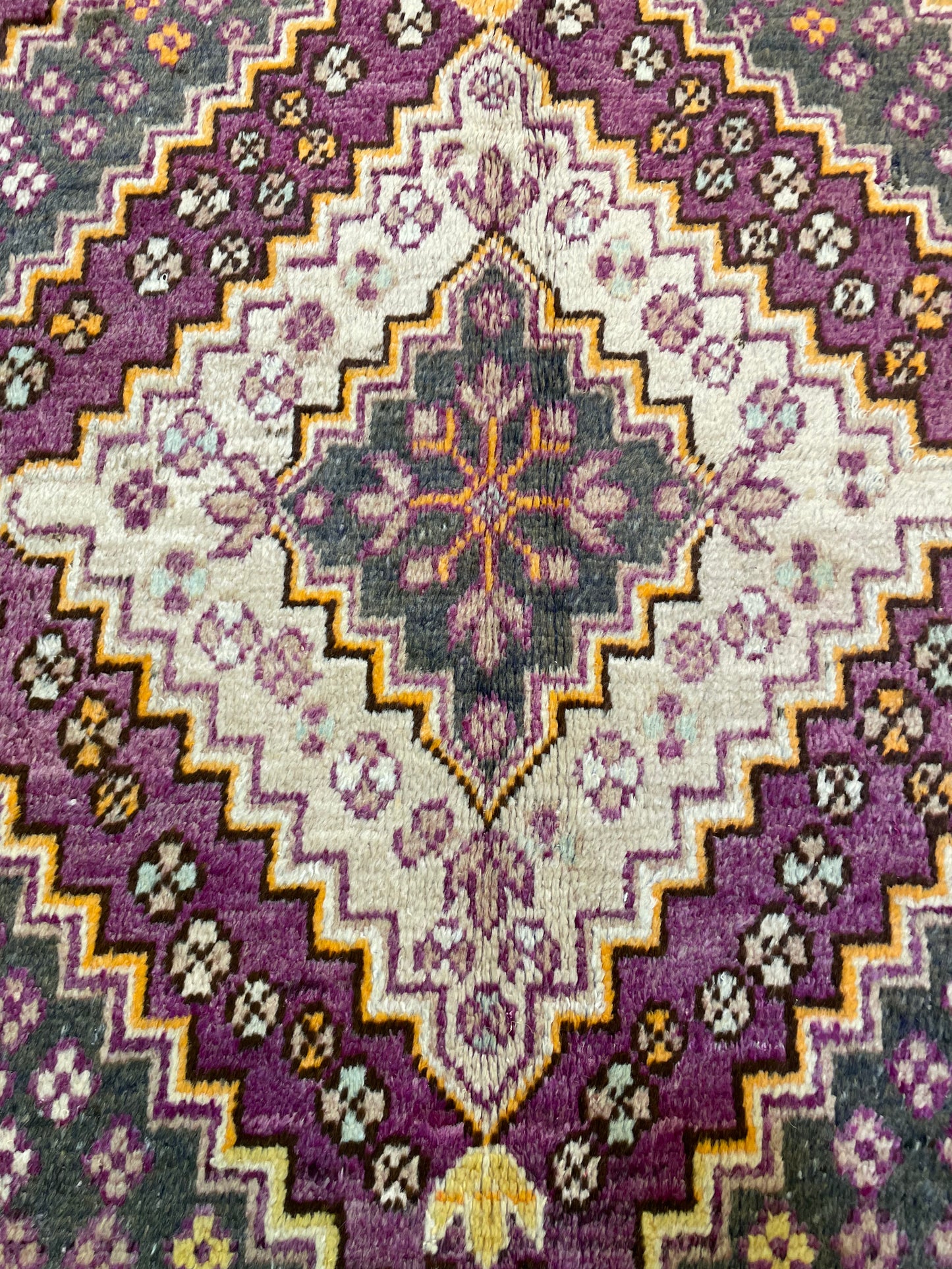 Antique Hand-Knotted Wool Gallery Size Khotan Samarkand Collectible 4'6" x 8'9"