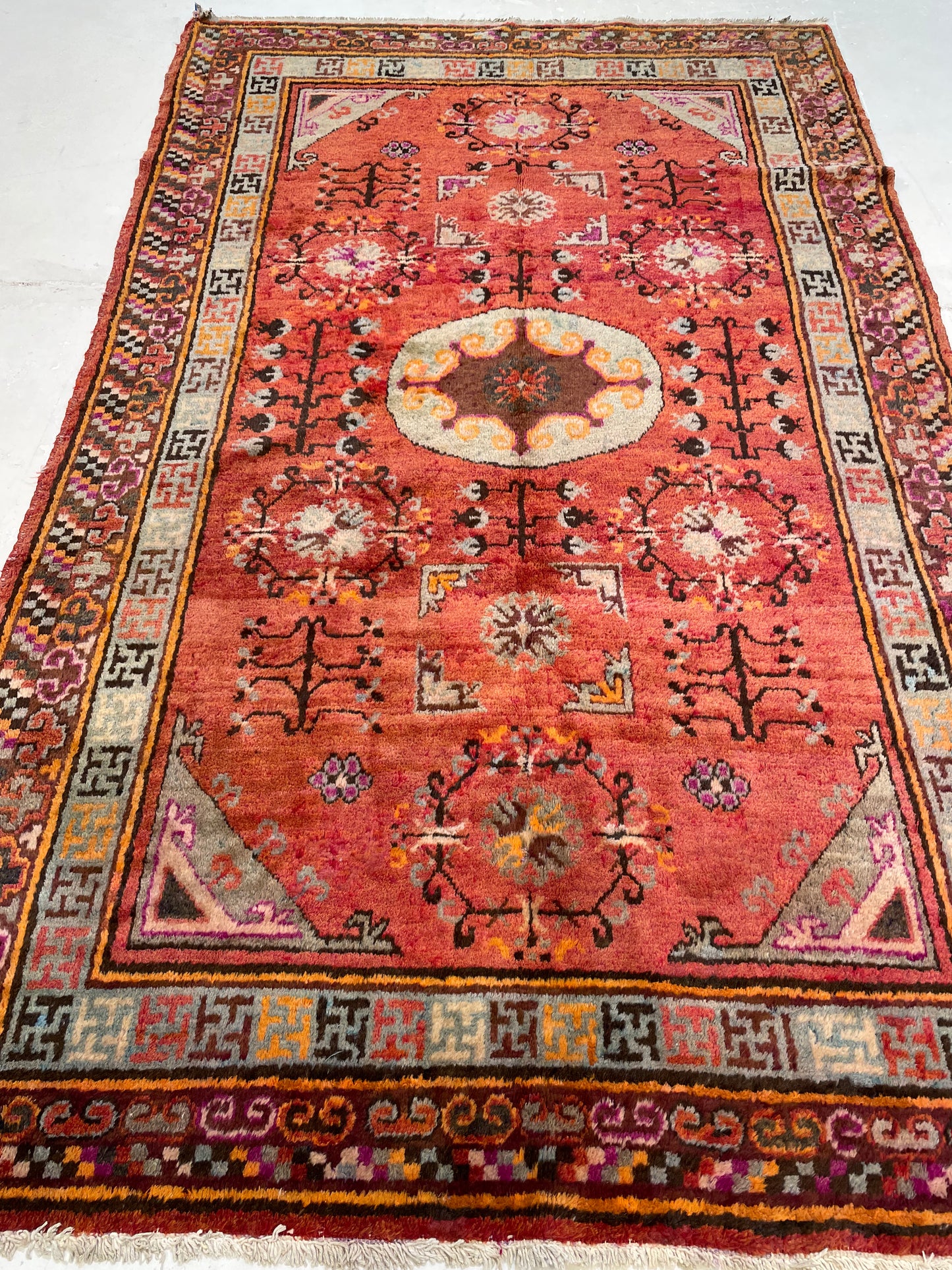 Antique Hand-Knotted Wool Area Rug Khotan Samarkand Collectible 4'6" x 7'9"