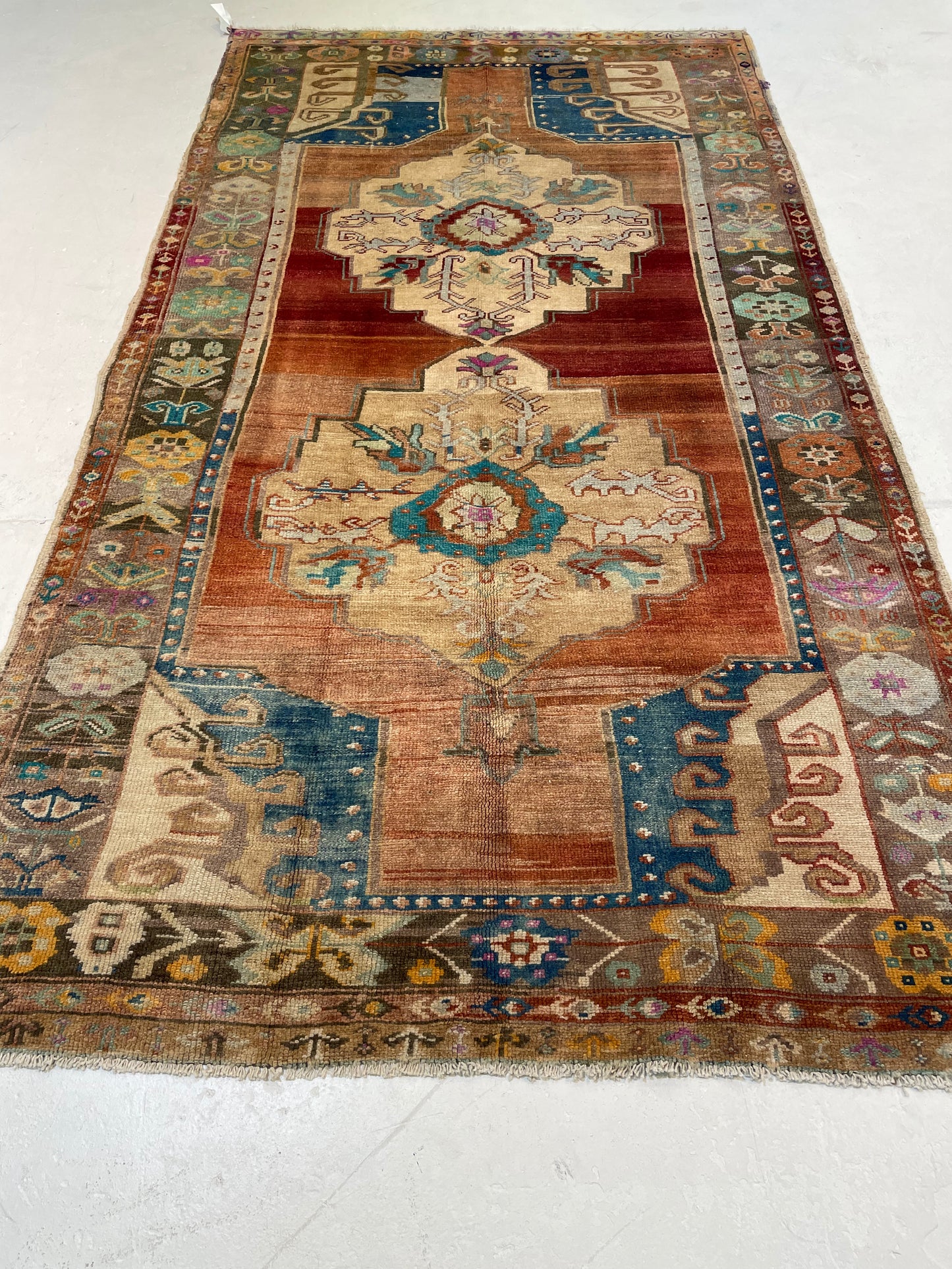 Hand-Knotted Wool Galery Size Turkish Oushak 4'6" x 8'6"