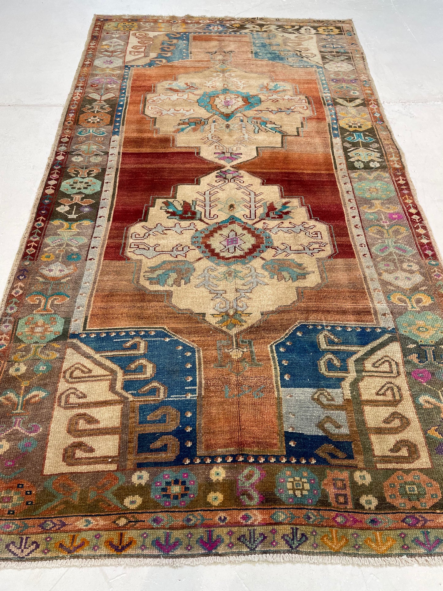 Hand-Knotted Wool Galery Size Turkish Oushak 4'6" x 8'6"