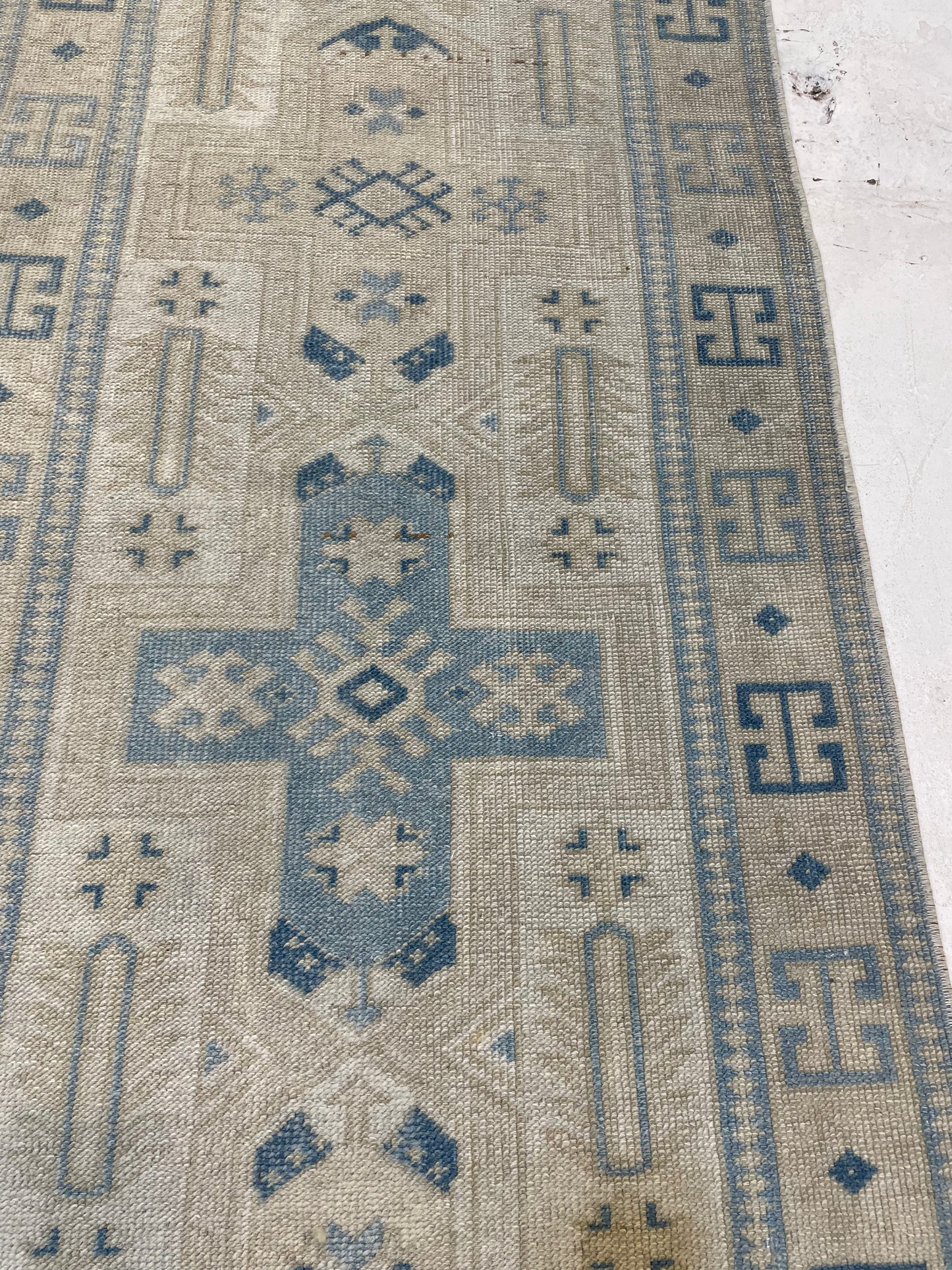 Hand-Knotted Wool Runner Turkish Oushak 2' x 9'9"