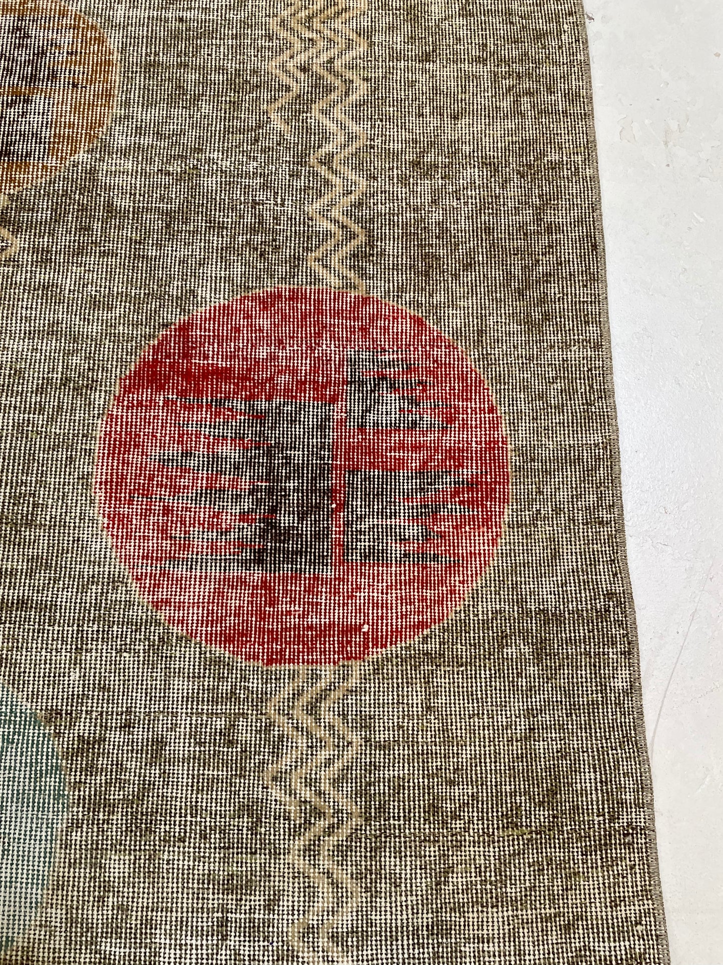 Hand-Knotted Wool Runner Turkish Oushak 2' x 9'8"