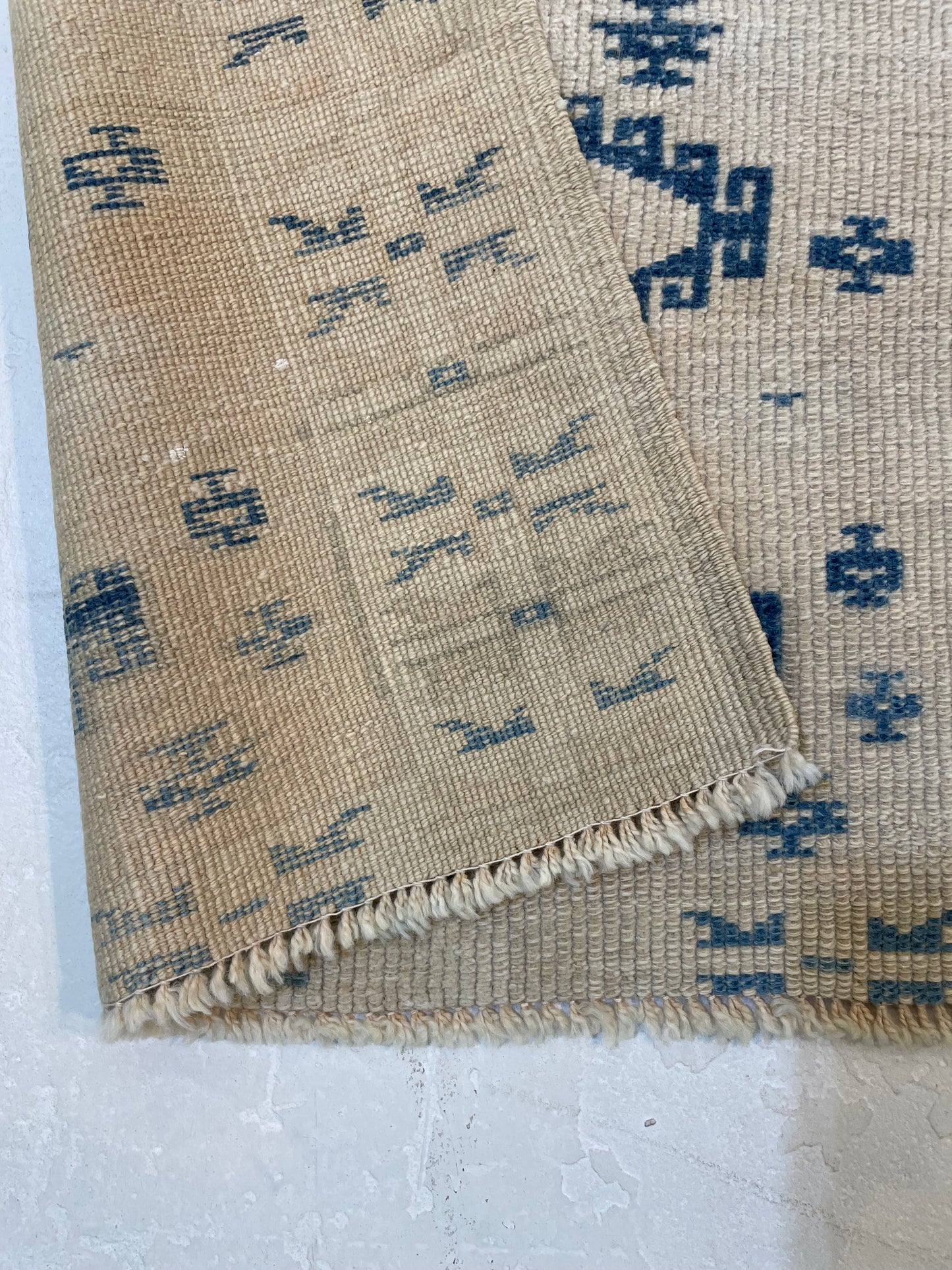 Hand-Knotted Wool Runner Turkish Oushak 2'7" x 6'4"