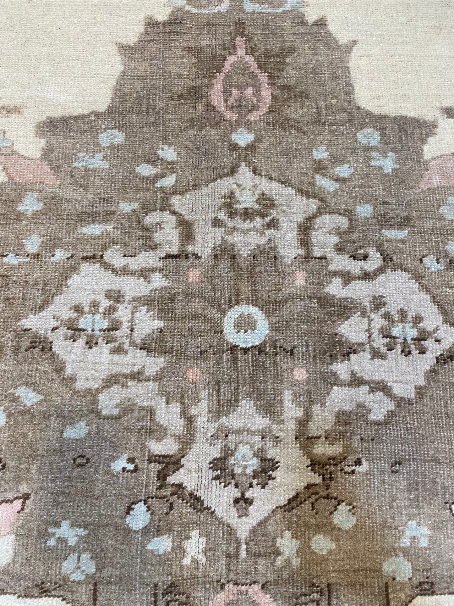Hand-Knotted Wool Area Rug Turkish Oushak 6'9" x 9'2"