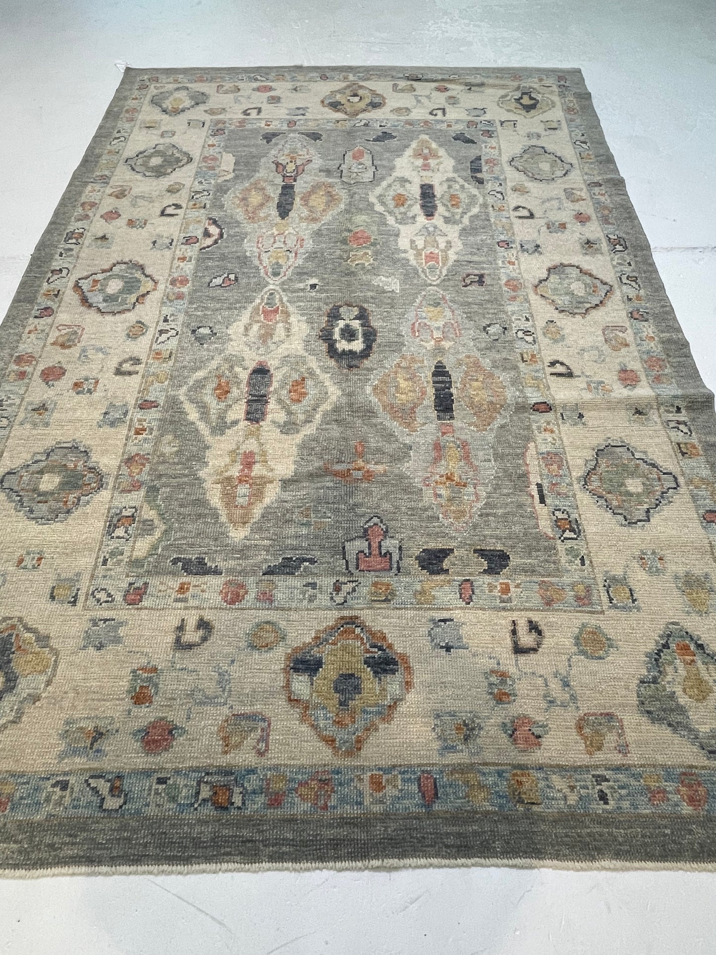 Hand-Knotted Wool Area Rug Turkish Oushak 6'4" x 9'6"