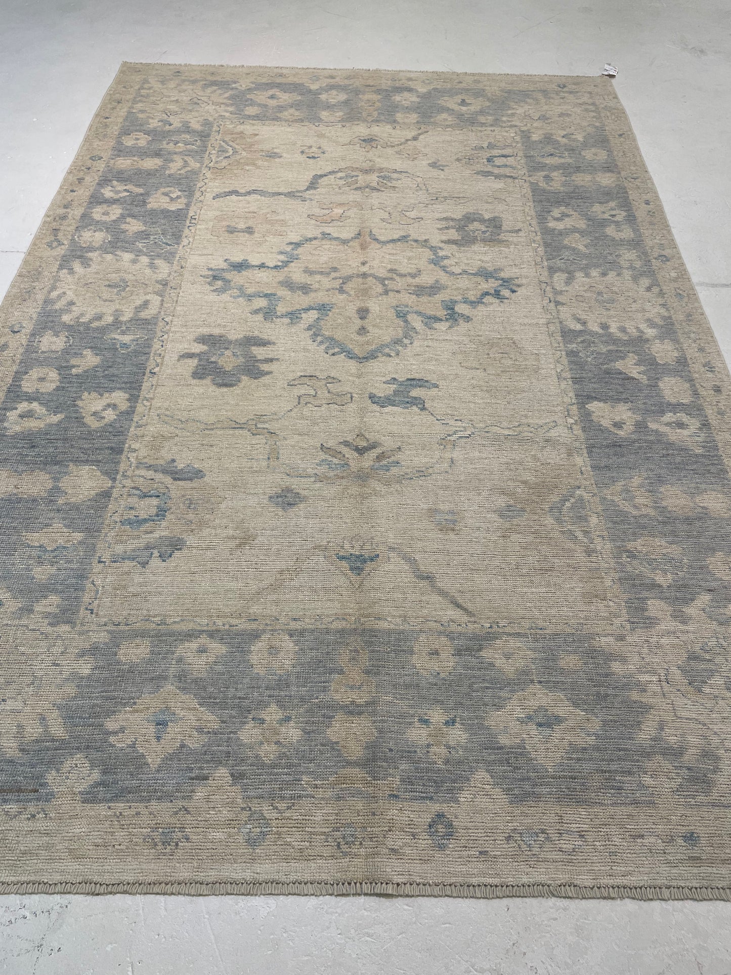 Hand-Knotted Wool Area Rug Turkish Oushak 6' x 8'11"