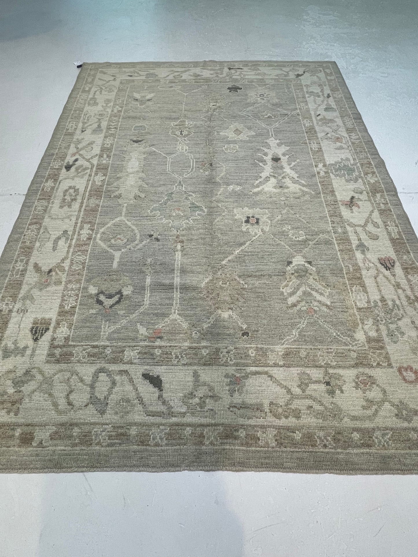 Hand-Knotted Wool Area Rug Turkish Oushak 6'1" x 8'7"