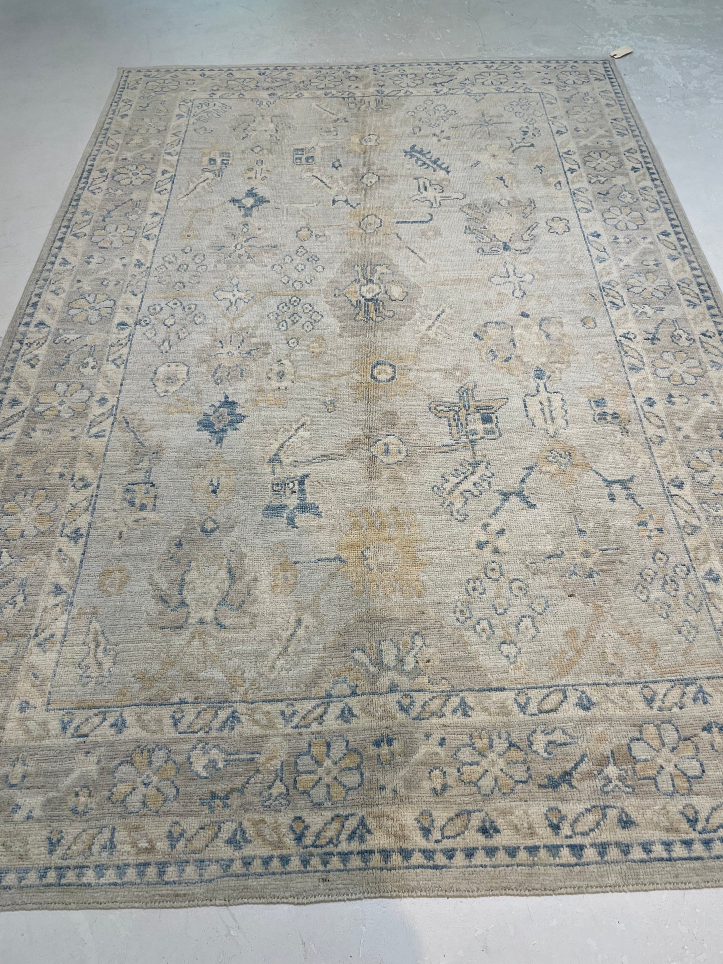 Hand-Knotted Wool Area Rug Turkish Oushak 6' x 8'10"