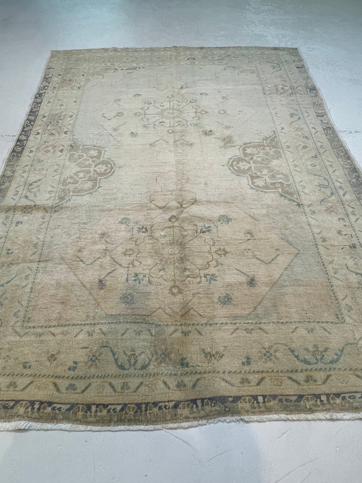 Hand-Knotted Wool Area Rug Turkish Oushak 6'7" x 9'6"
