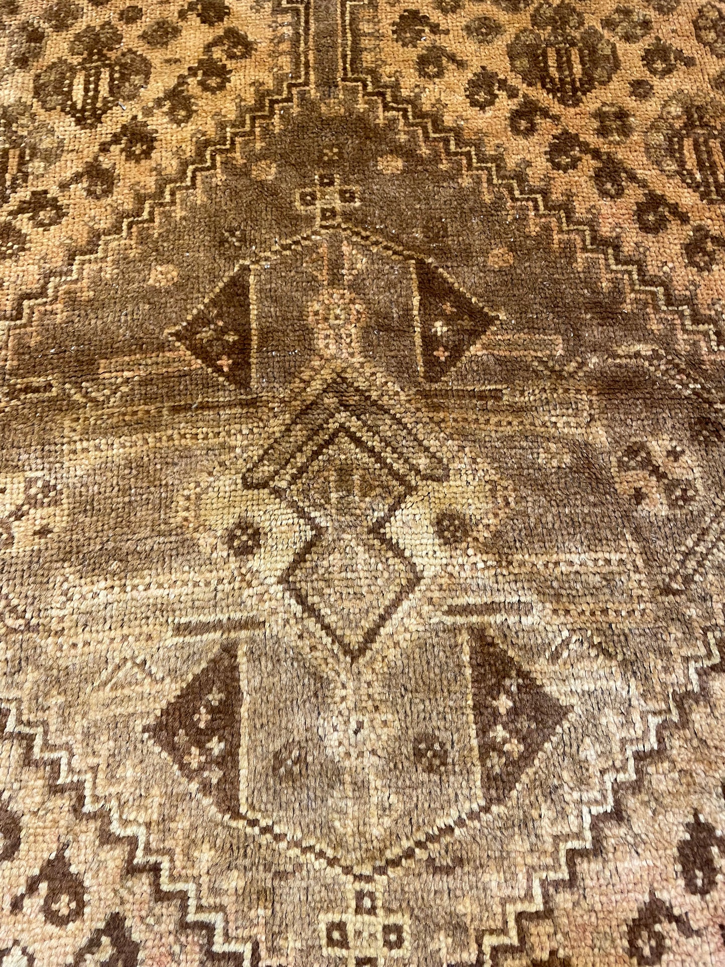 Hand-Knotted Wool Area Rug Turkish Oushak 7'2" x 10'