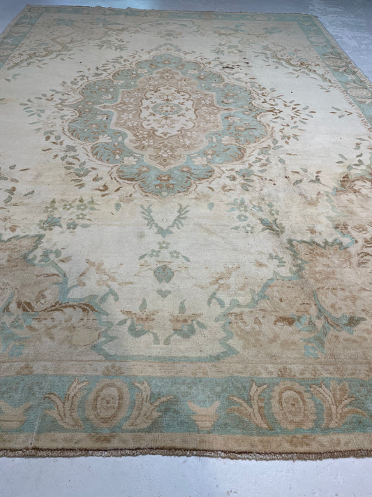 Hand-Knotted Wool Area Rug Turkish Oushak 7'11" x 11'1"