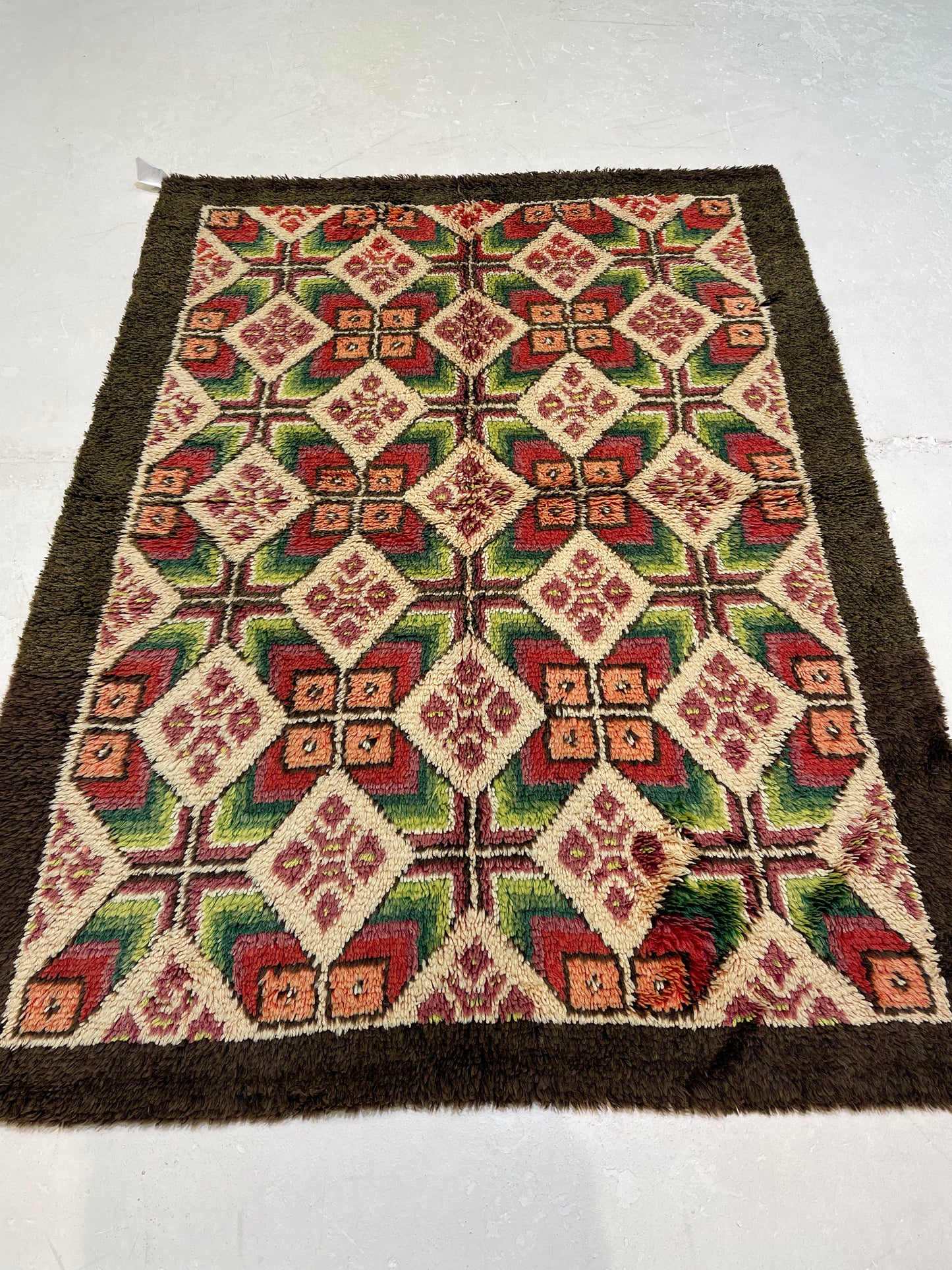 Hand-Knotted Wool Rug Turkish Oushak 4'10" x 6'7"