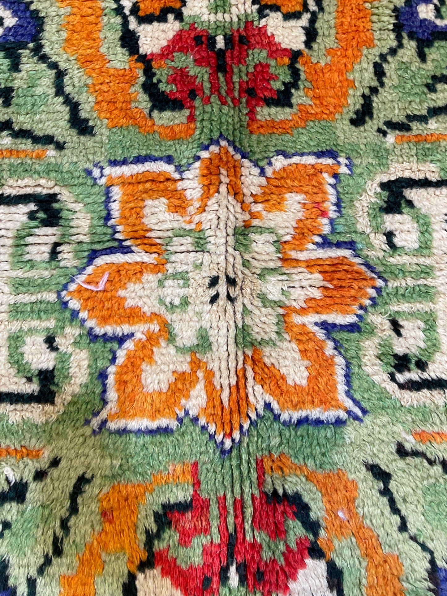 Hand-Knotted Wool Rug Turkish Oushak 4'10" x 6'7"