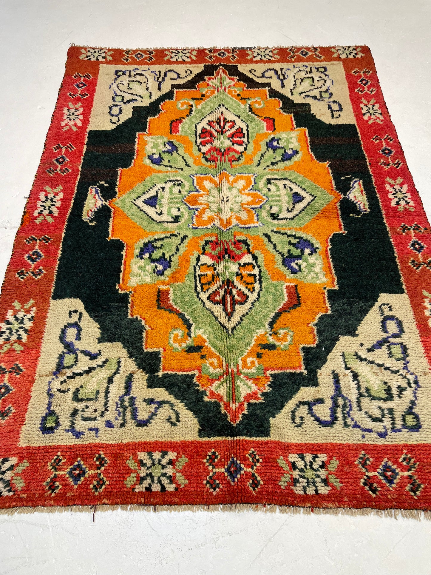 Hand-Knotted Wool Rug Turkish Oushak 4'10" x 6'7"