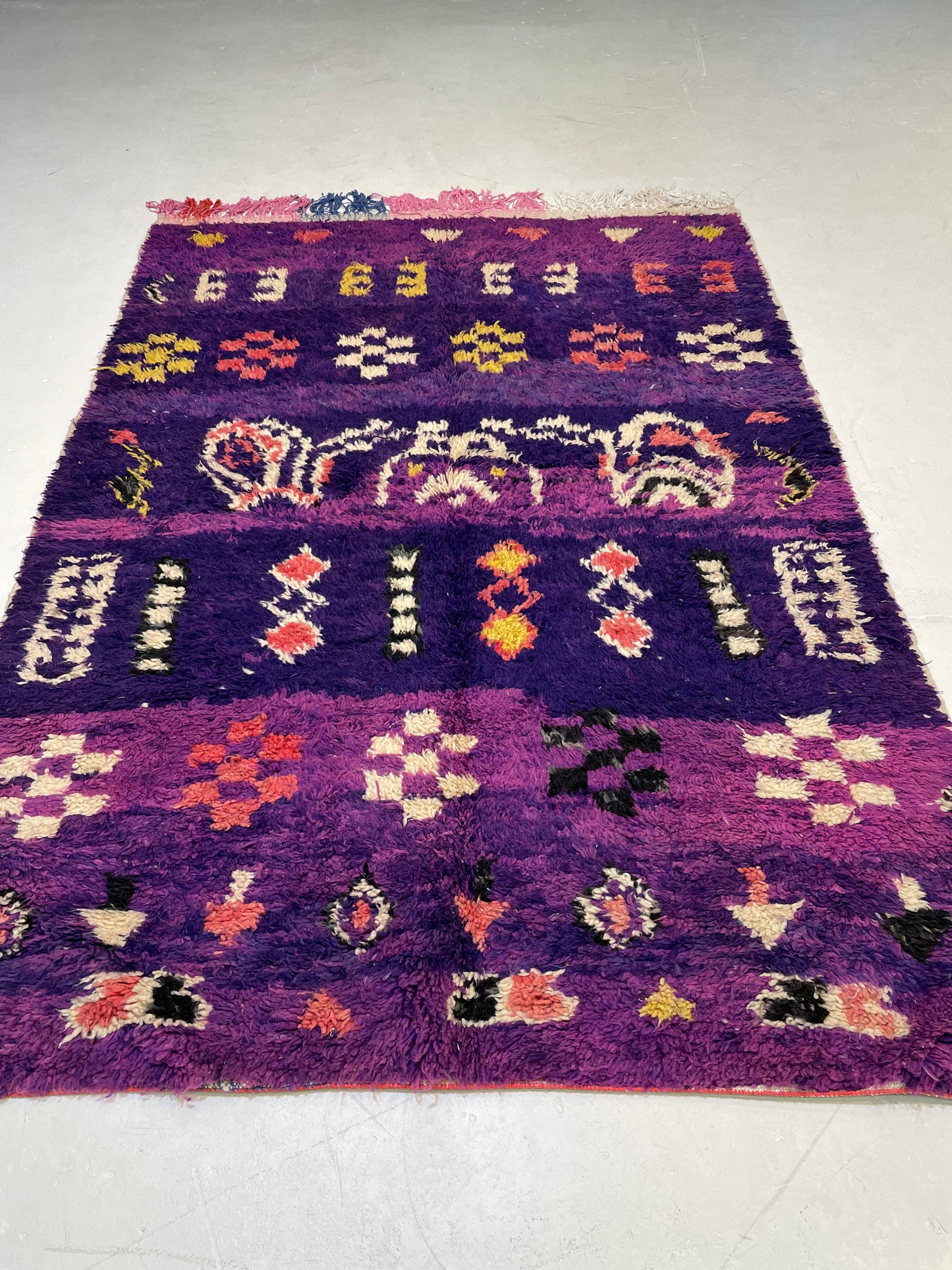Hand-Knotted Wool Rug Moroccan 5'3" x 7'6"