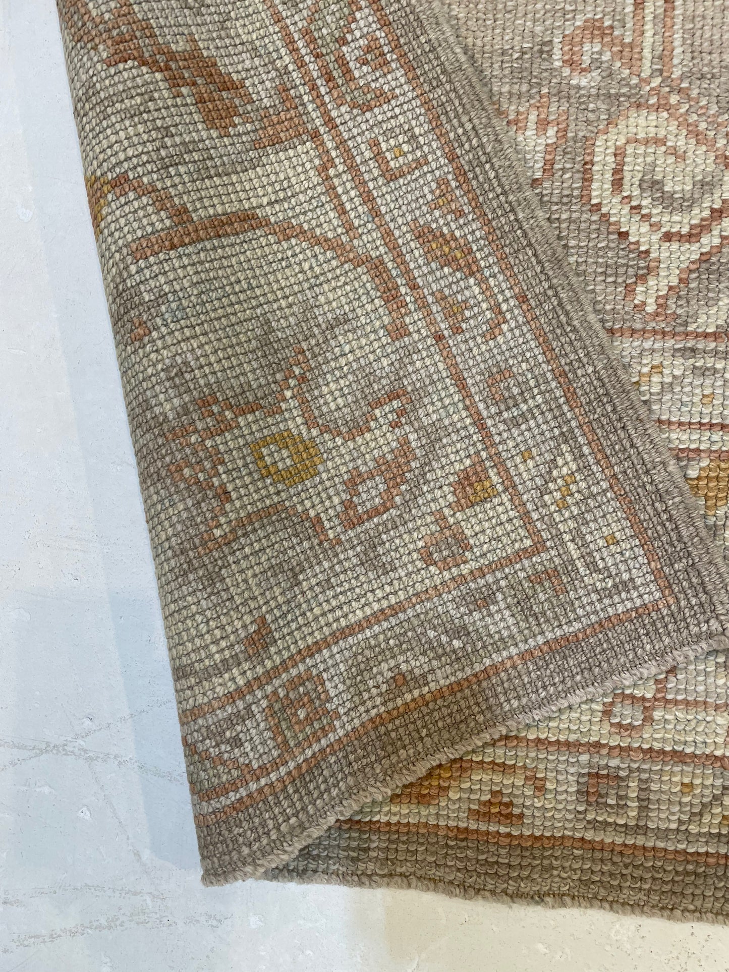 Hand-Knotted Wool Rug Turkish Oushak 4'4" x 6'8"