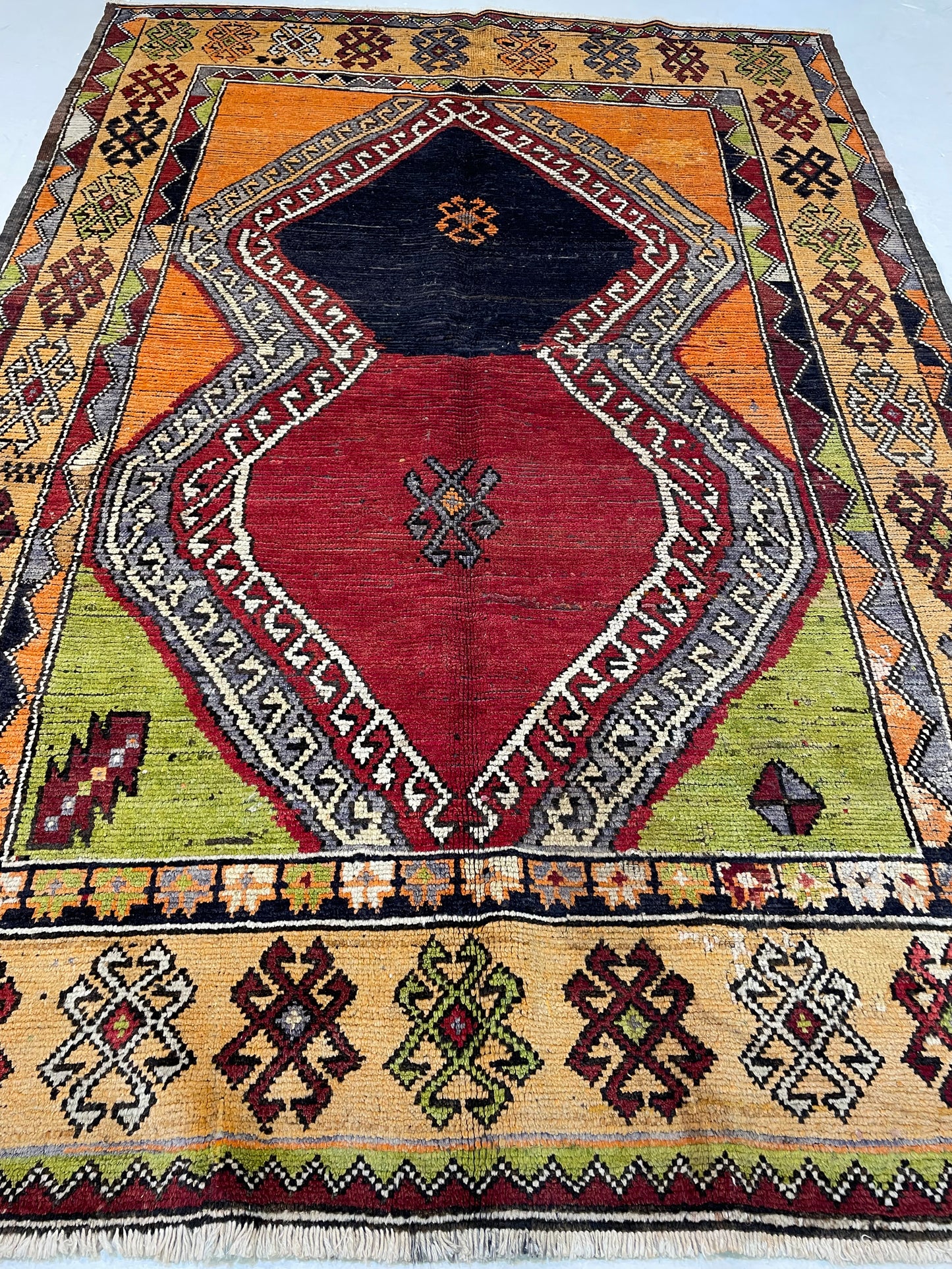 Hand-Knotted Wool Rug Turkish Oushak 5' x 7'6"
