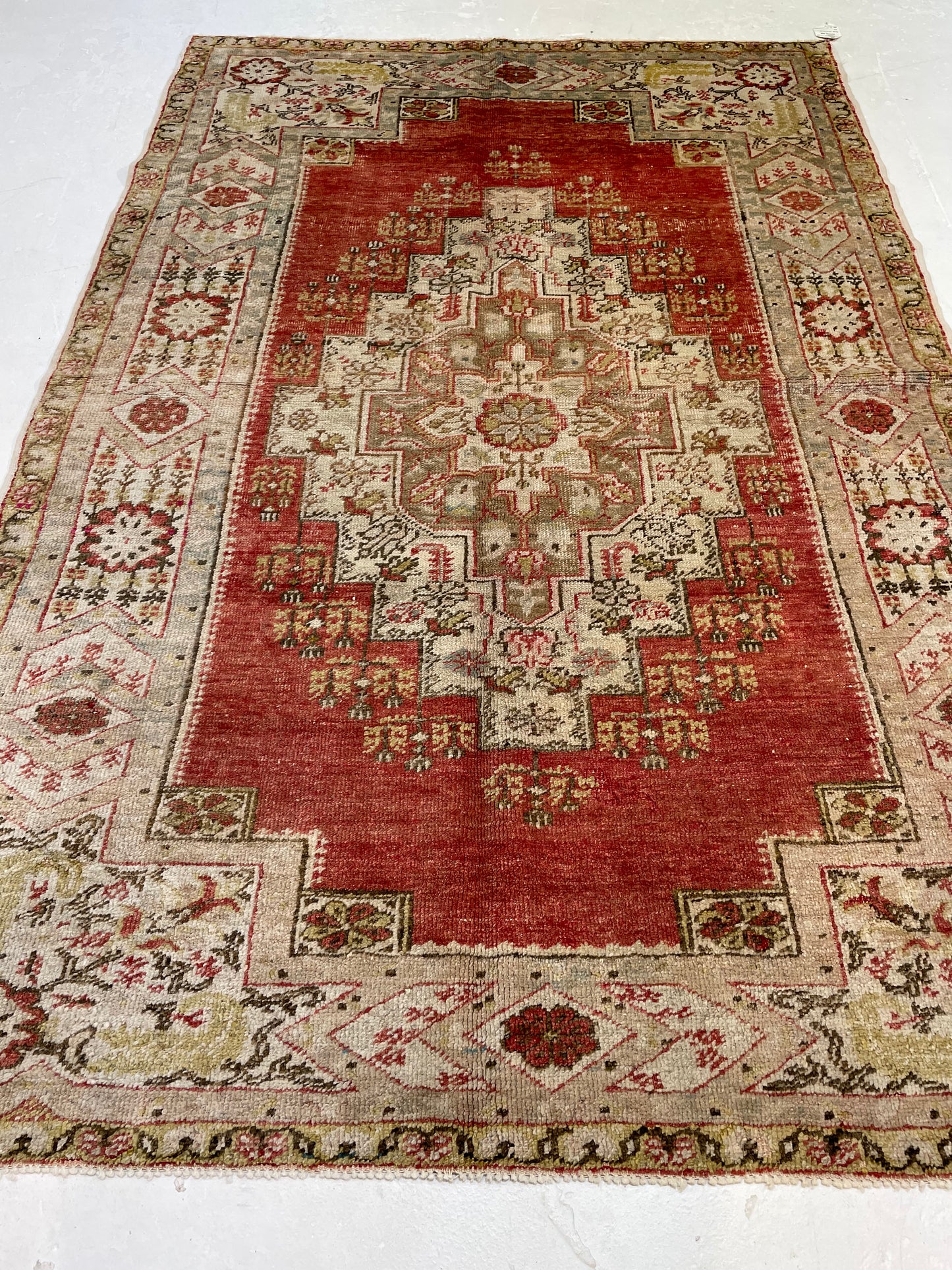 Hand-Knotted Wool Rug Turkish Oushak 3'11" x 5'10"