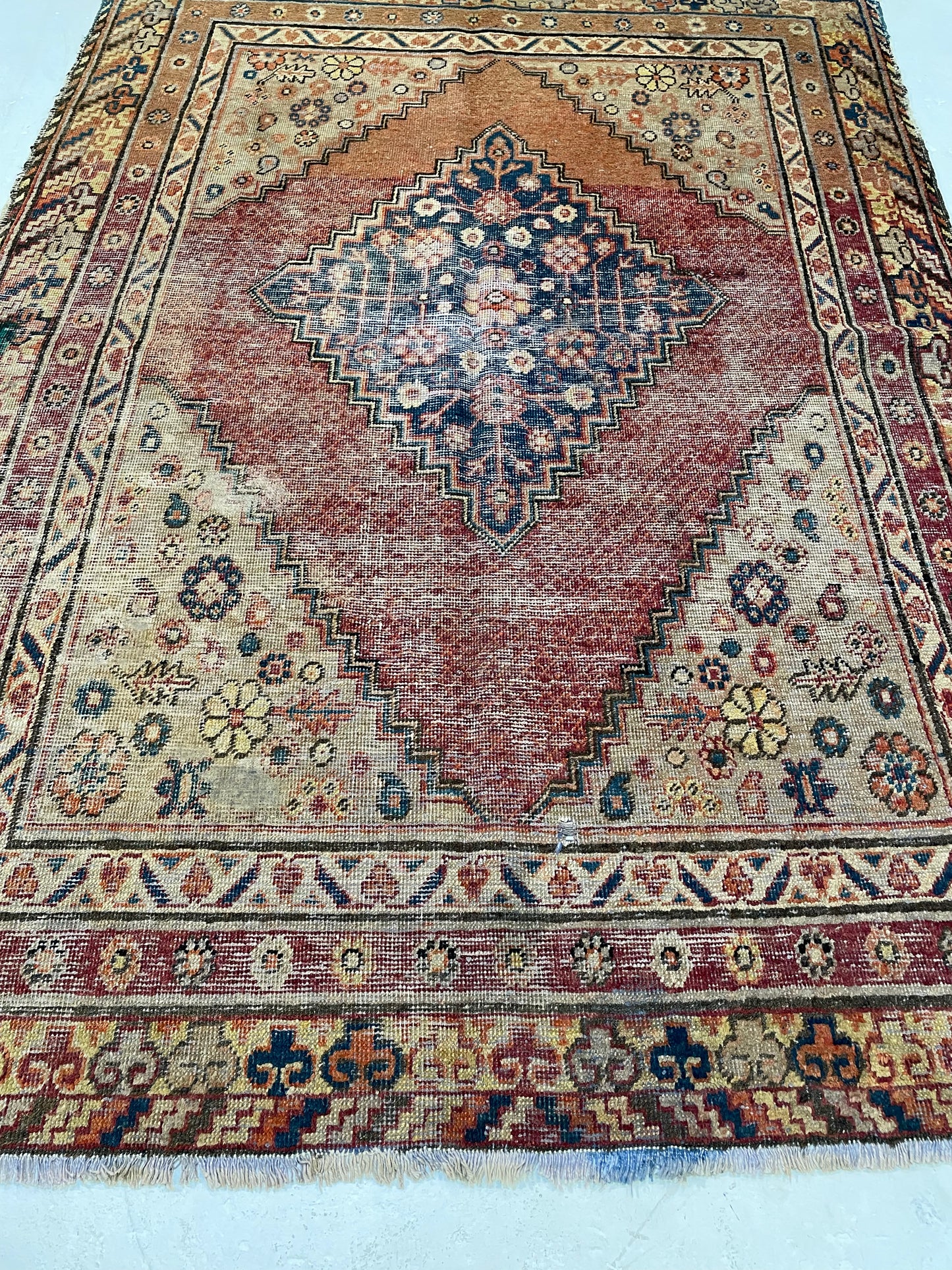 Hand-Knotted Wool Rug Khotan 4'4" x 5'11"