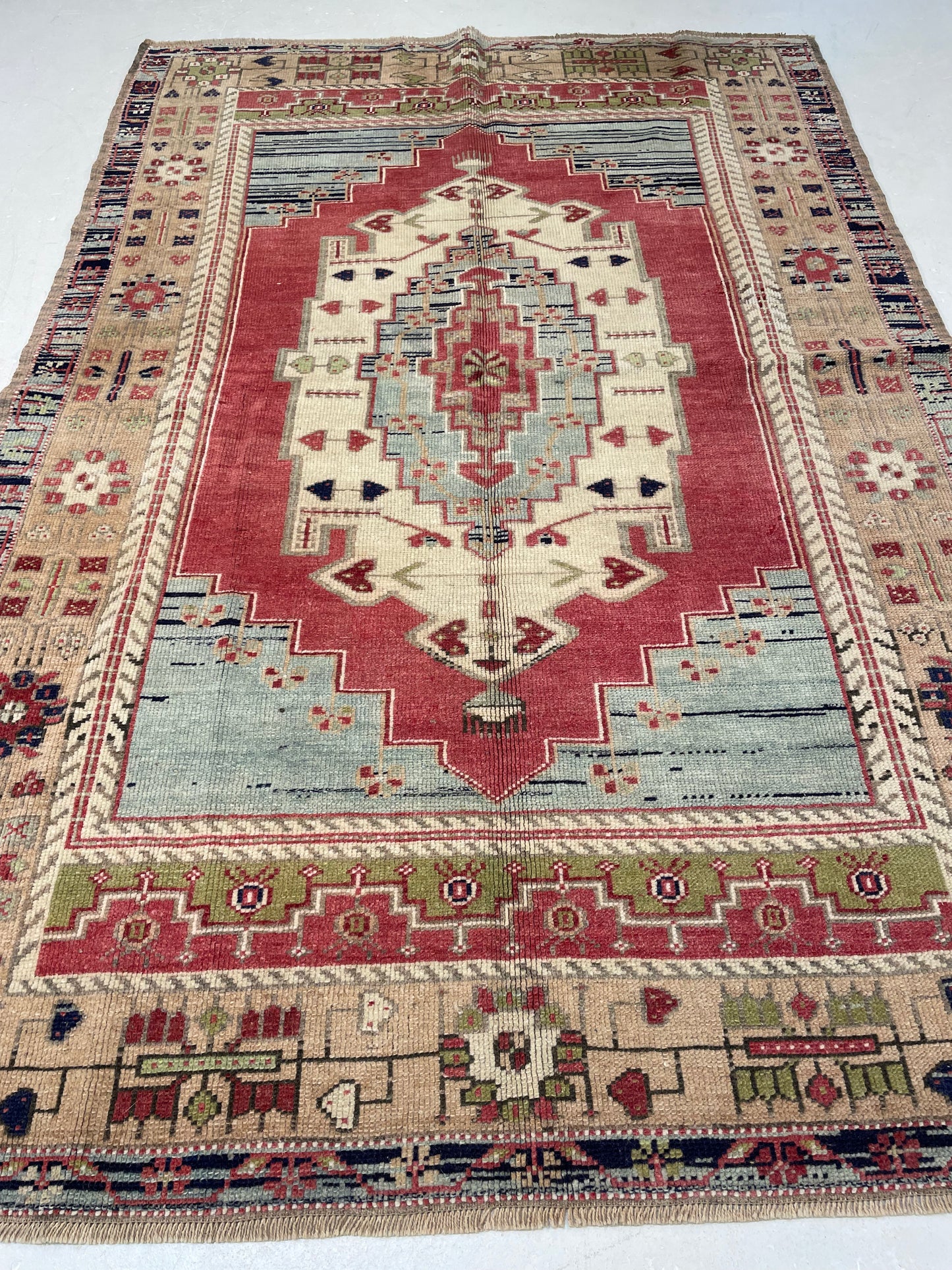 Hand-Knotted Wool Rug Turkish Oushak 4'1" x 6'3"