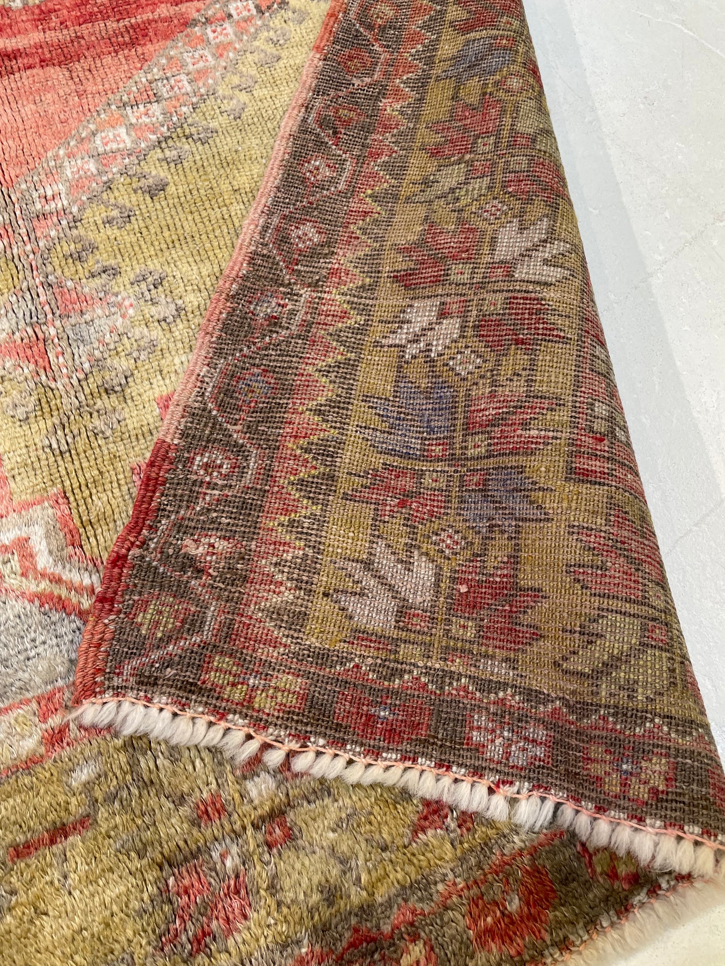 Hand-Knotted Wool Rug Turkish Oushak 3'9" x 6'6"