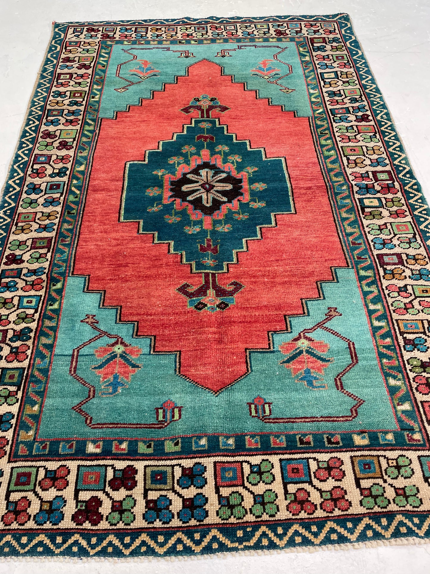 Hand-Knotted Wool Rug Turkish Oushak 3'8" x 5'6"