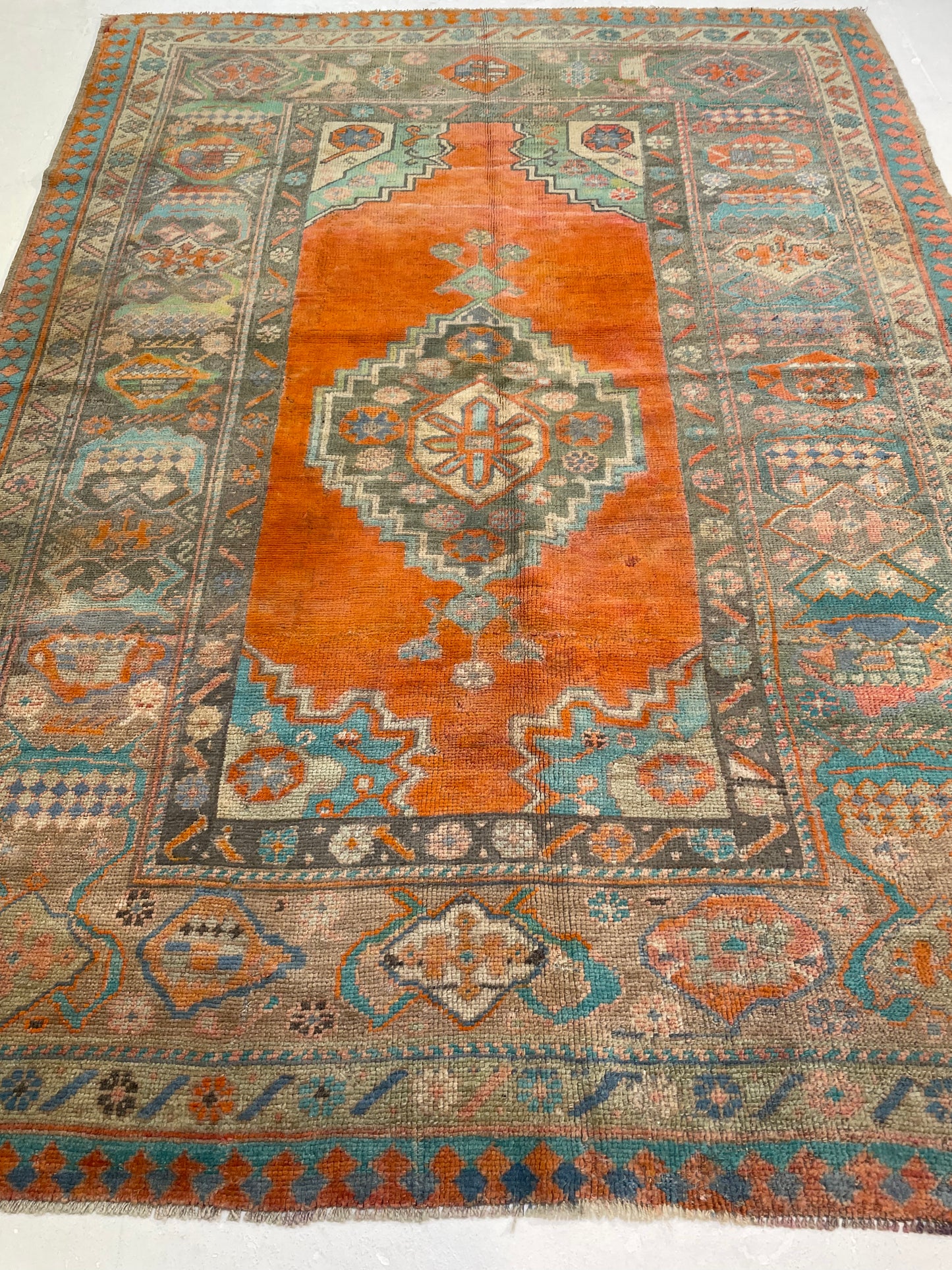 Hand-Knotted Wool Rug Turkish Oushak 4'6" x 7'2"